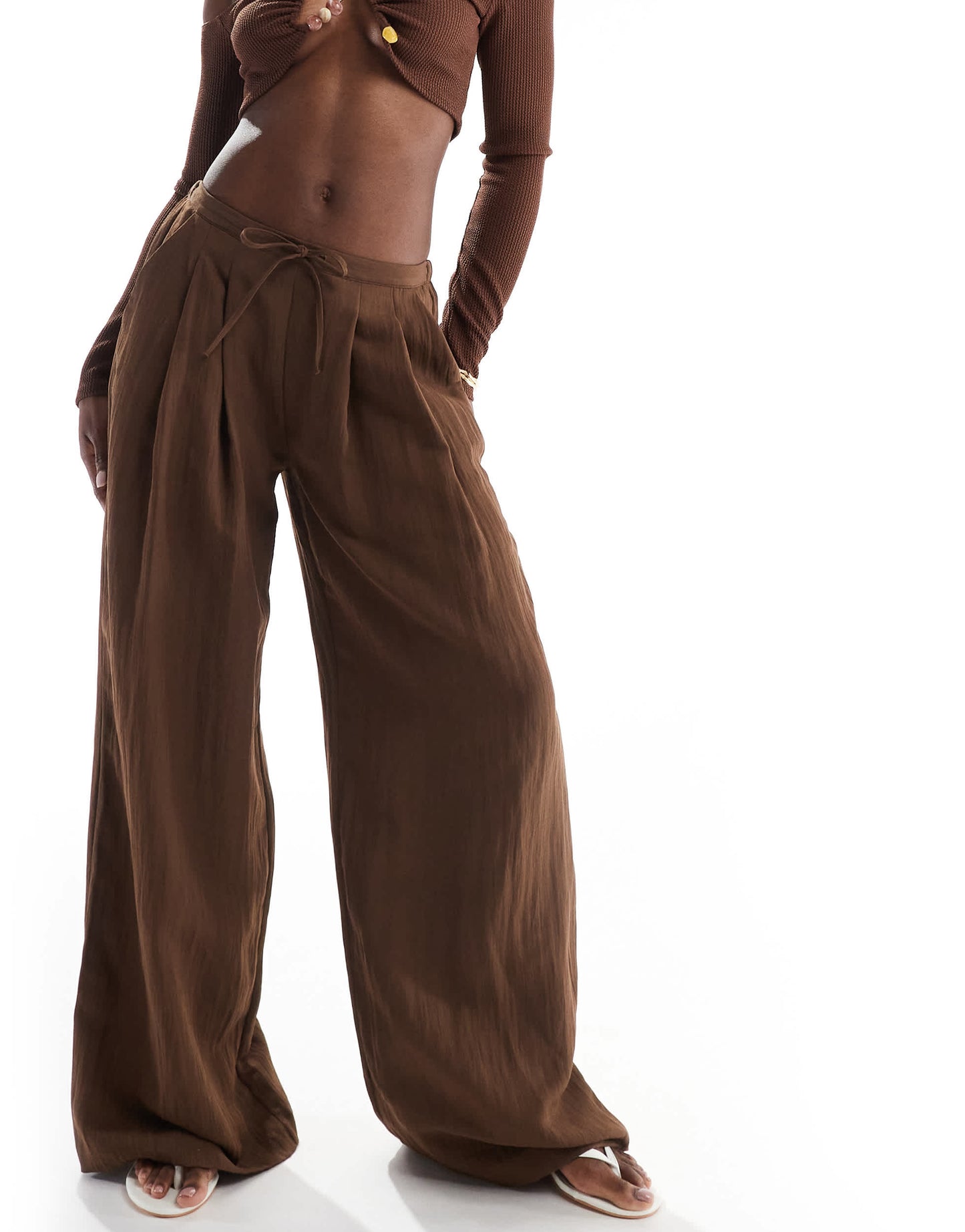 Stradivarius crinkle wide leg trouser in brown