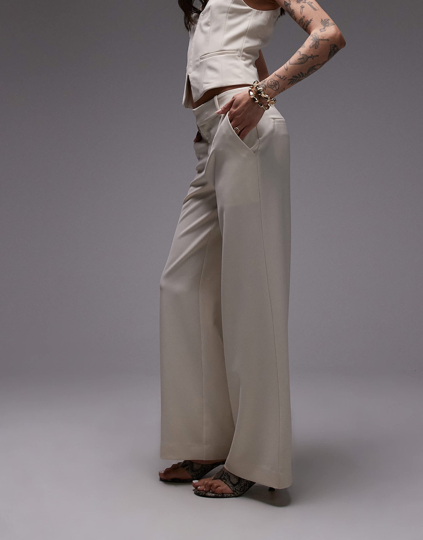 Nia sage linen wide leg trousers in birch