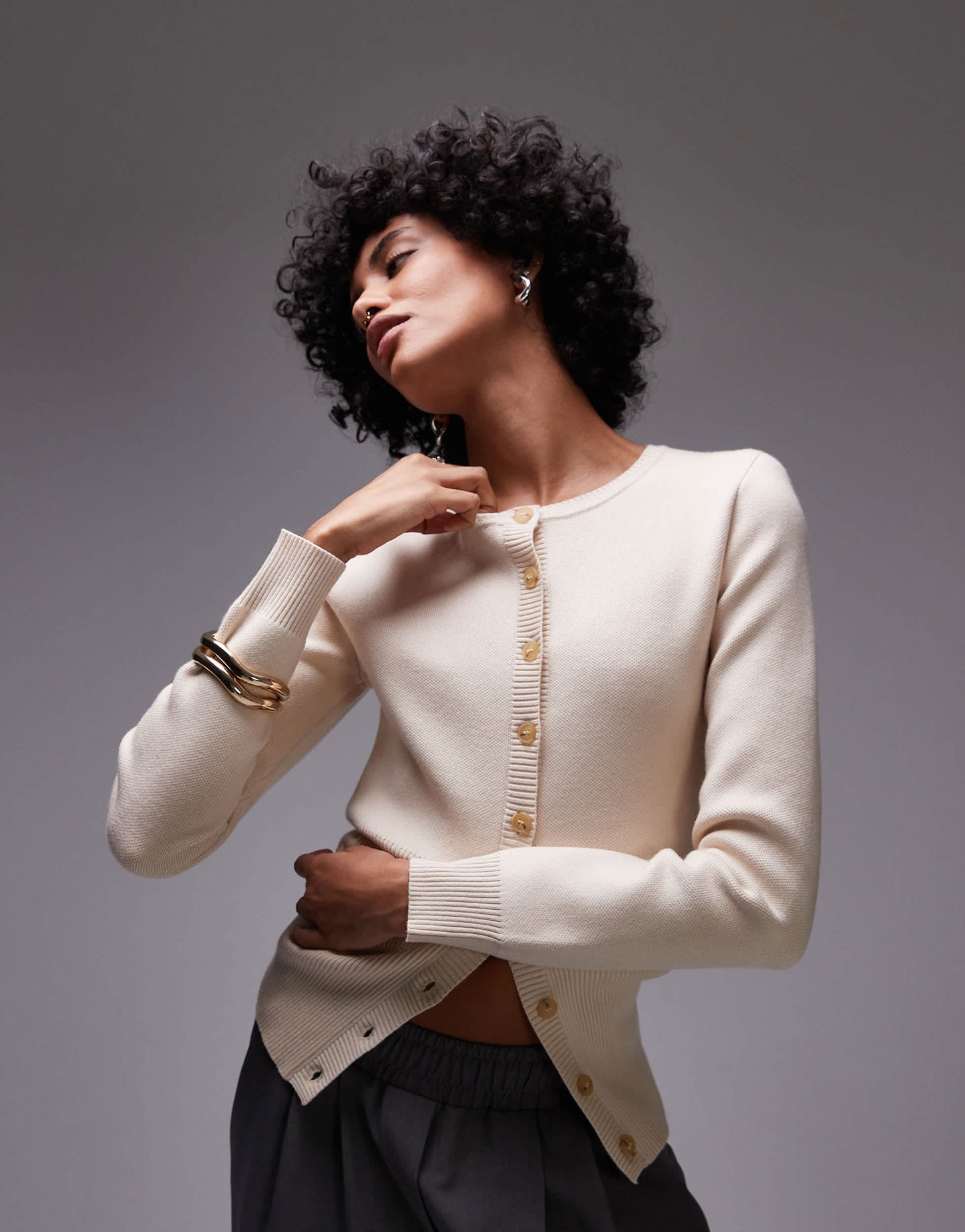 Nia sophia fitted cardigan in ecru