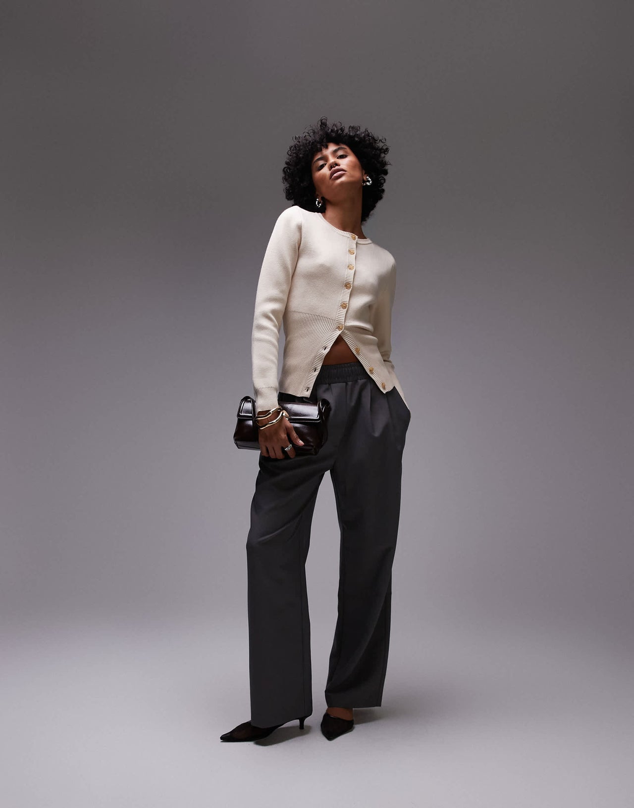 Nia sophia fitted cardigan in ecru