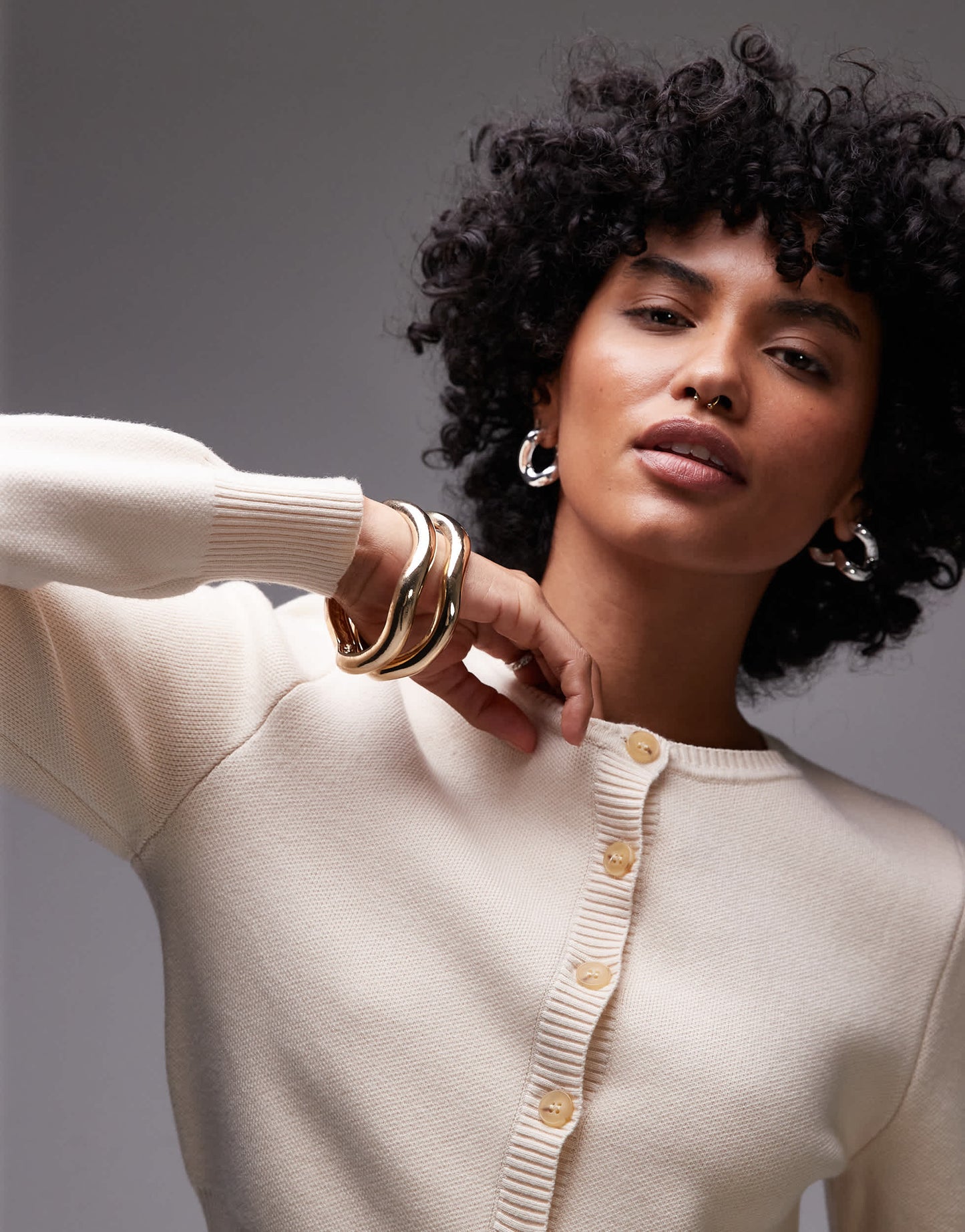 Nia sophia fitted cardigan in ecru
