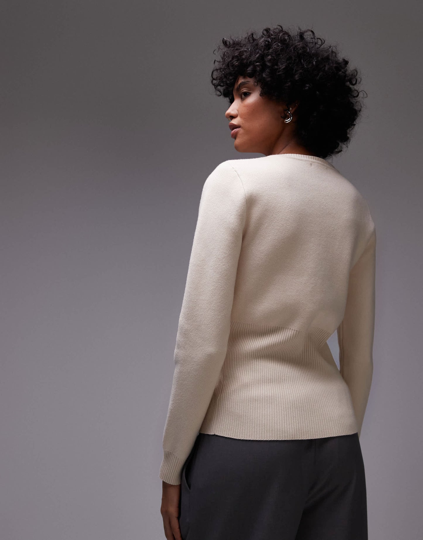 Nia sophia fitted cardigan in ecru
