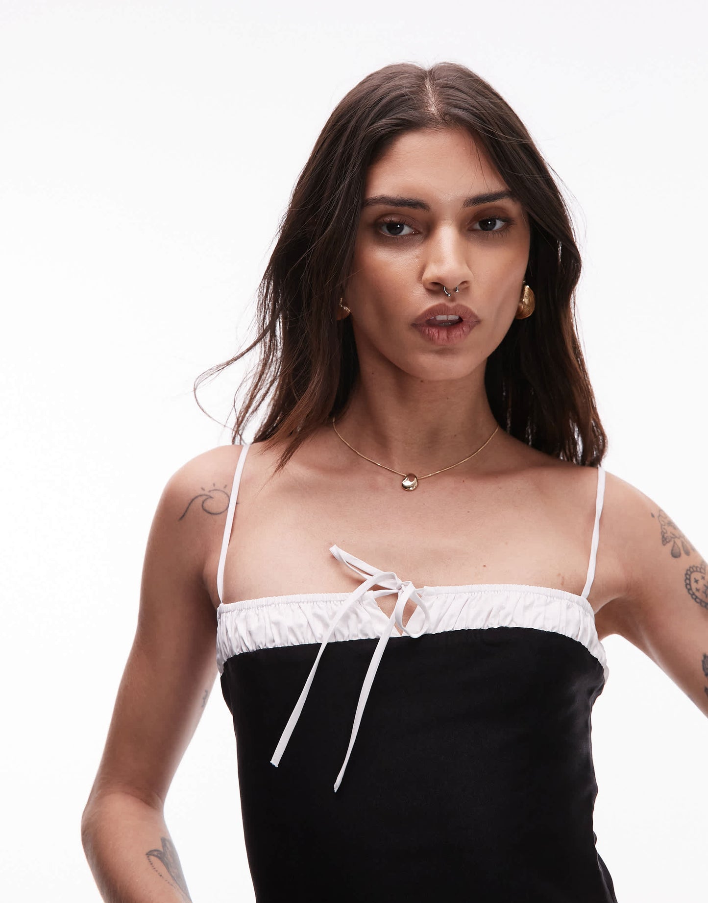 Nia maria bow-detail cami top in black