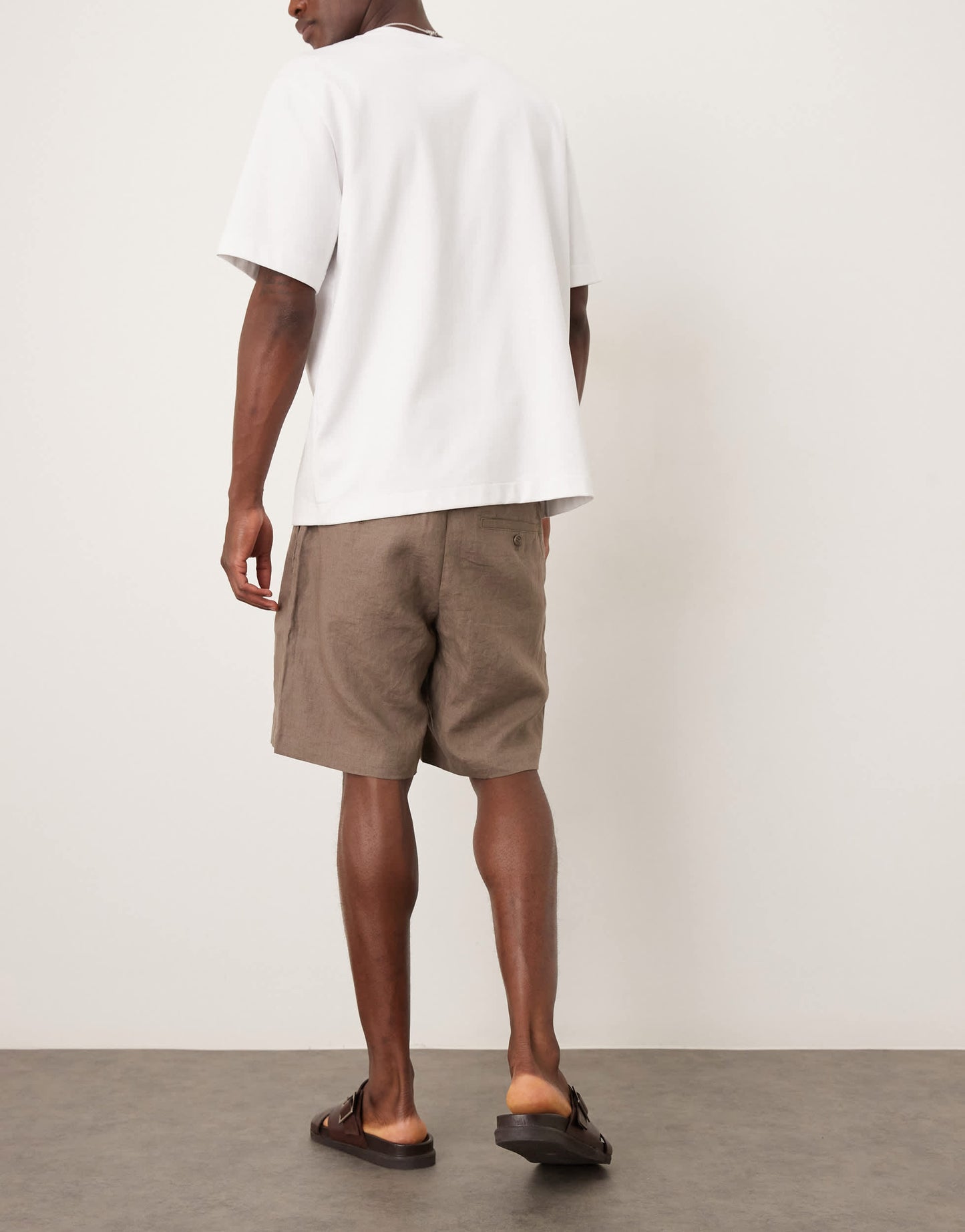 ARKET pure linen shorts in mole