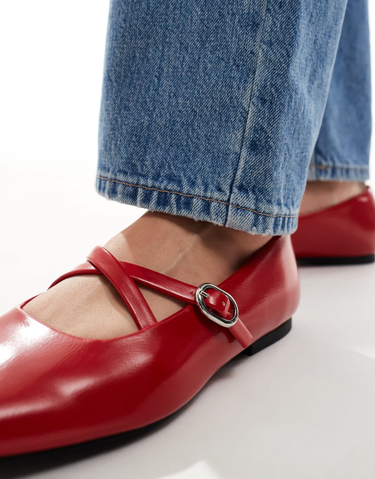 Stradivarius strap detail ballet flat in red