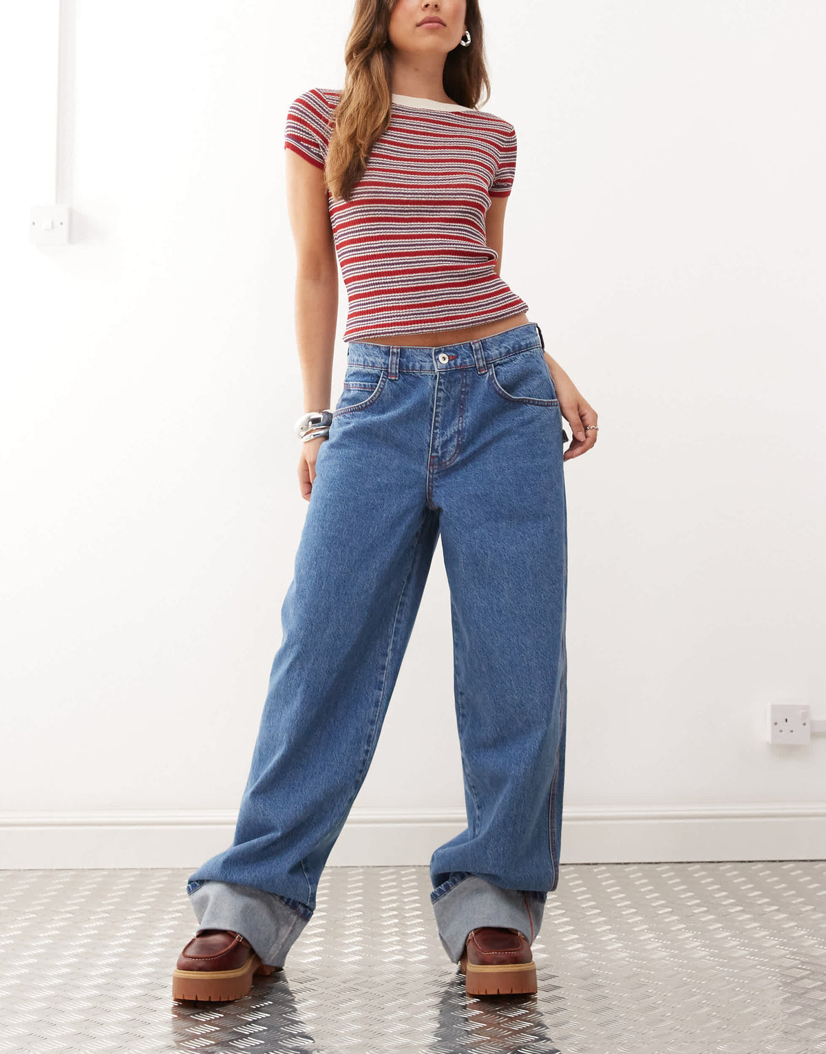 COLLUSION X002 baggy jeans with turn up hem in mid wash and red stitching