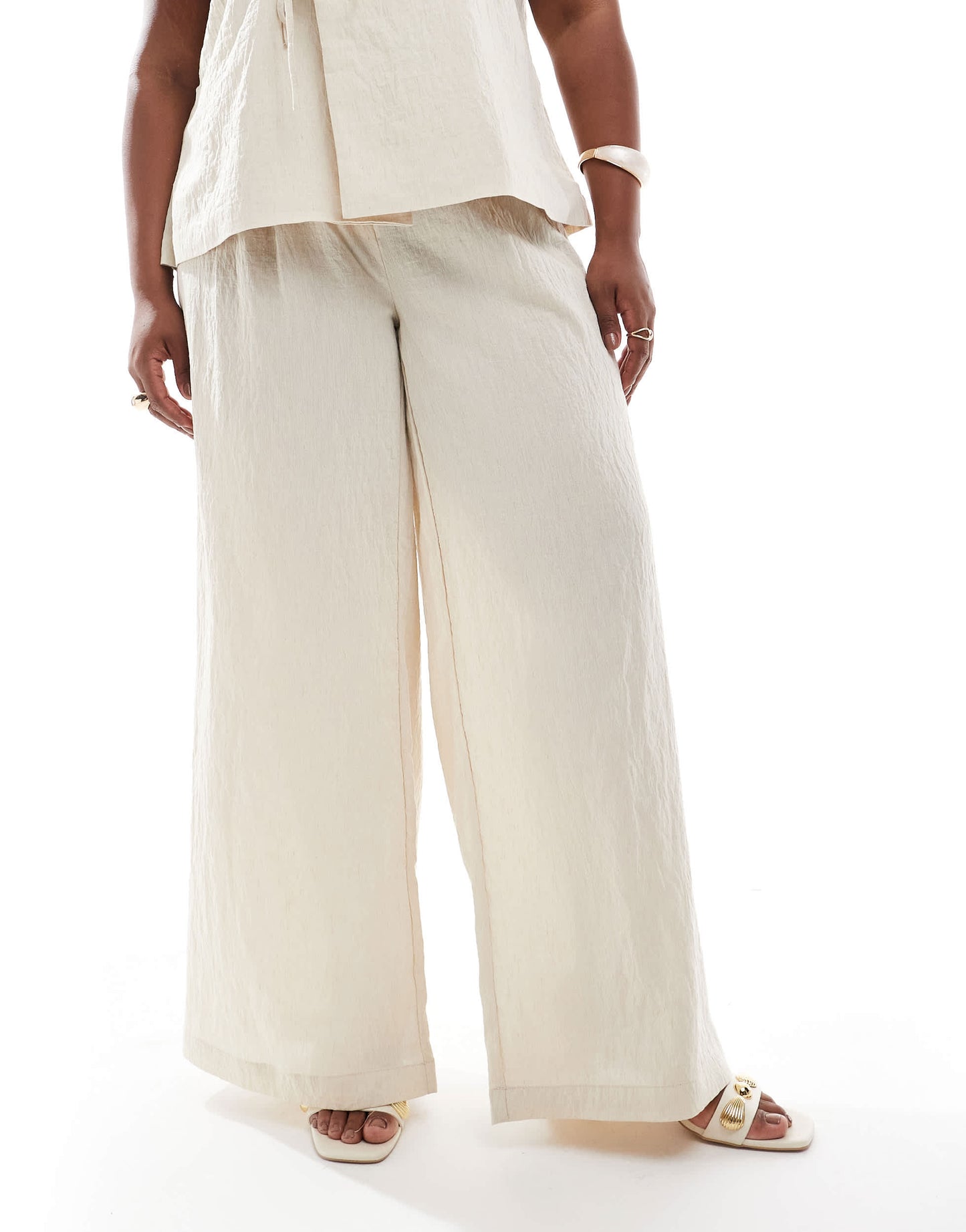 Vero Moda Curve pleat front wide leg trouser co-ord in cream