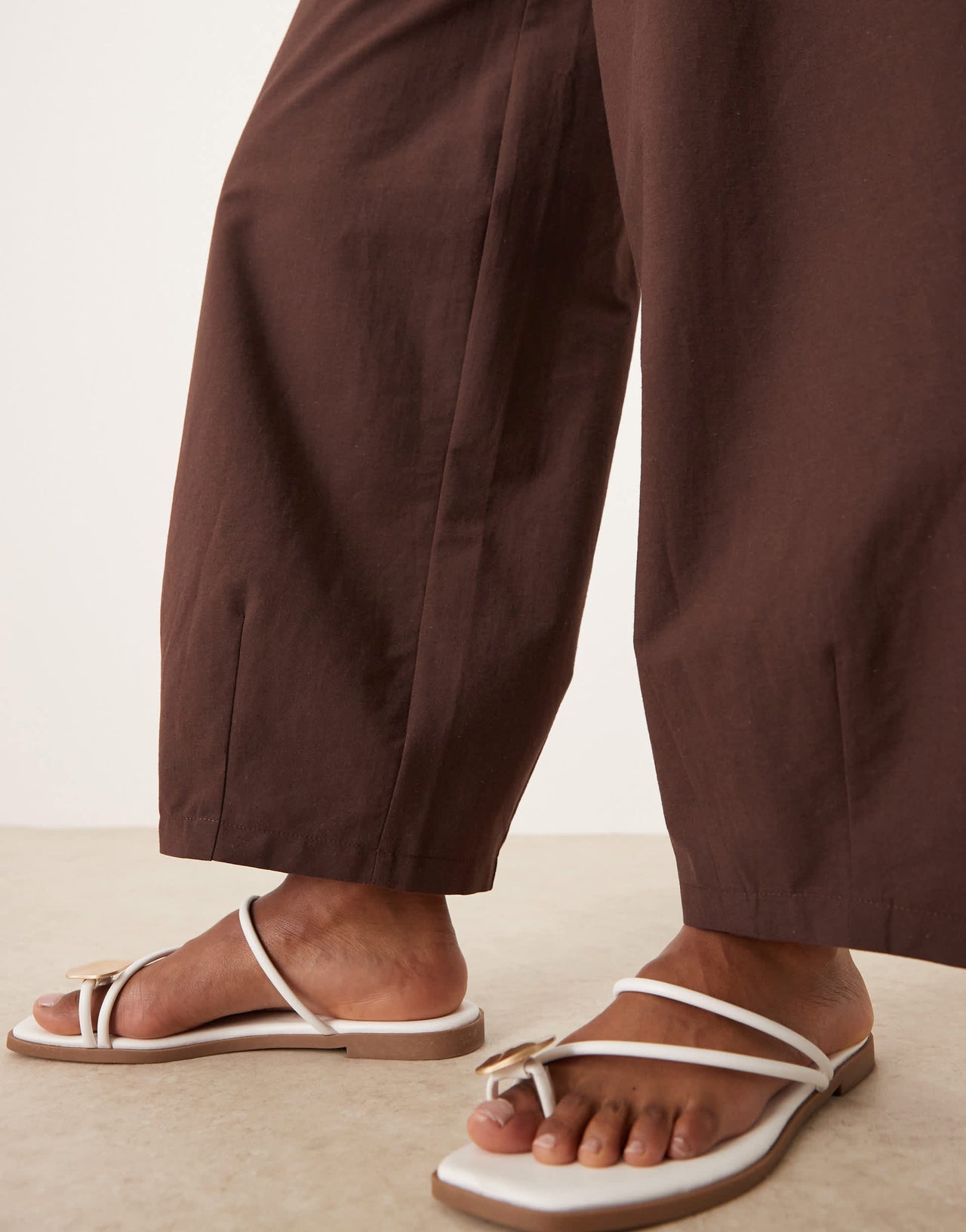 ASOS DESIGN linen blend barrel leg trouser in chocolate
