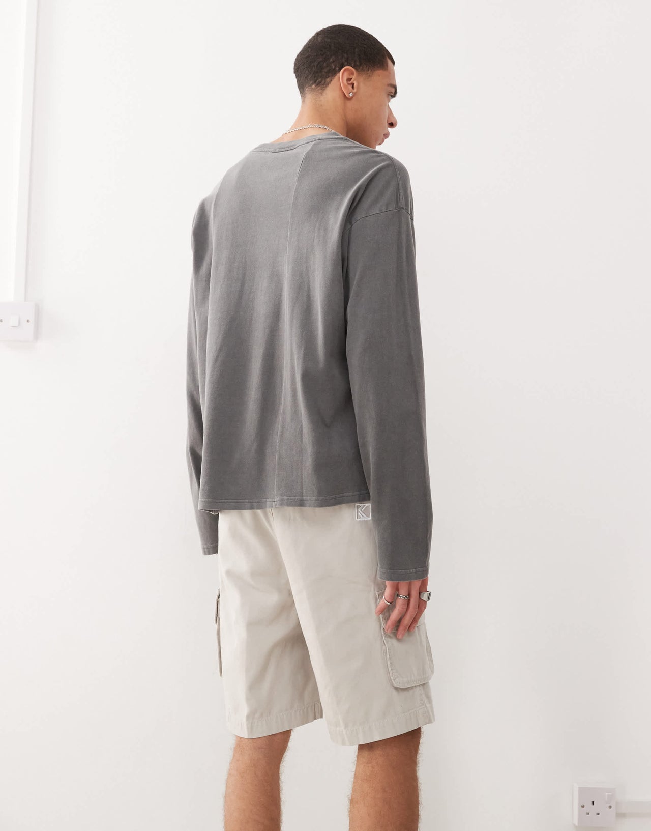 Karl Kani retro washed cargo shorts in off white