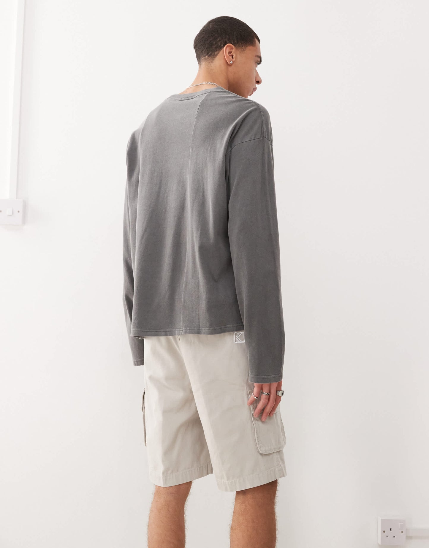 Karl Kani retro washed cargo shorts in off white