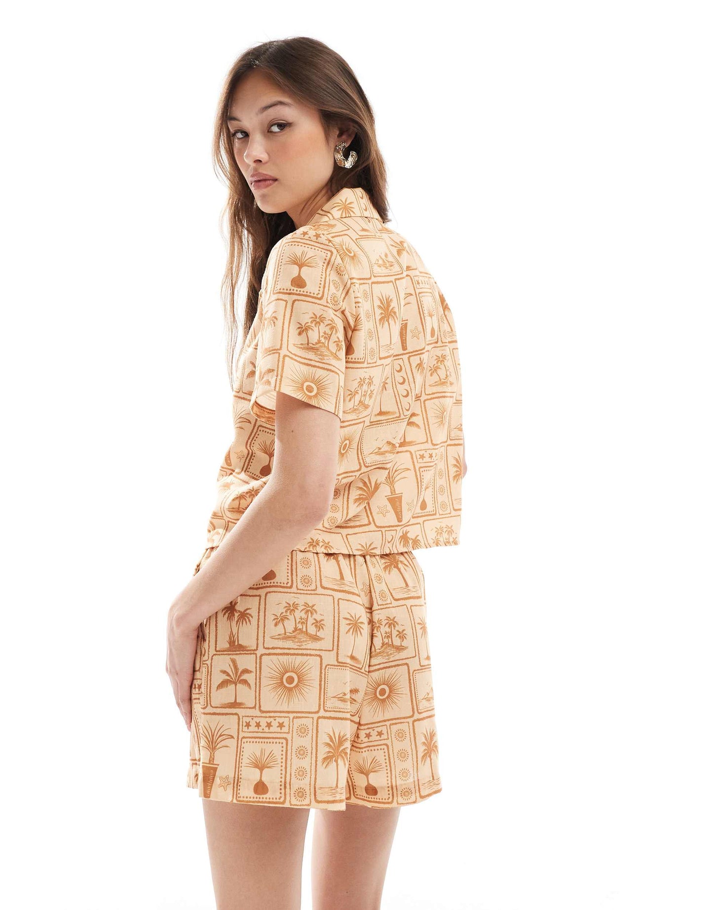 Vero Moda pull on shorts co-ord in tonal postcard print