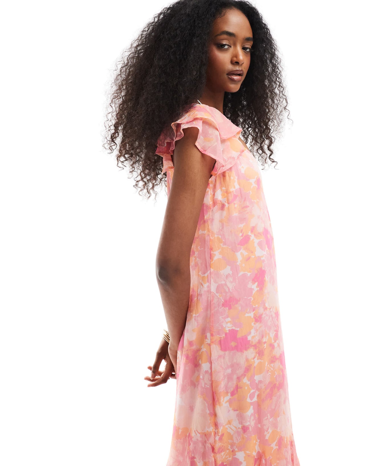Vero Moda Smilla flutter sleeve ankle dress in pink blurred floral print