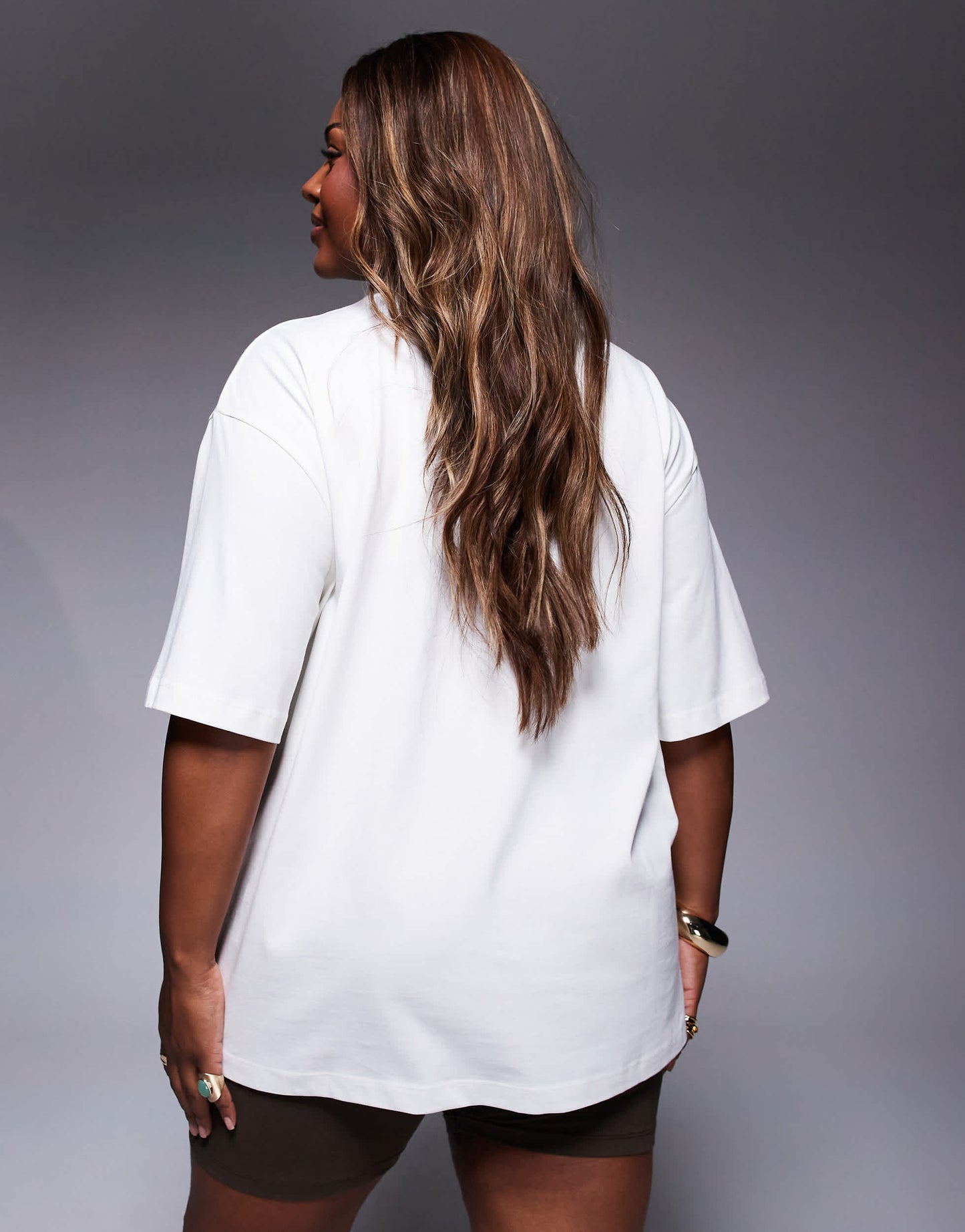 Weekend Collective Curve co-ord t-shirt with embroidered chocolate heart print in cream