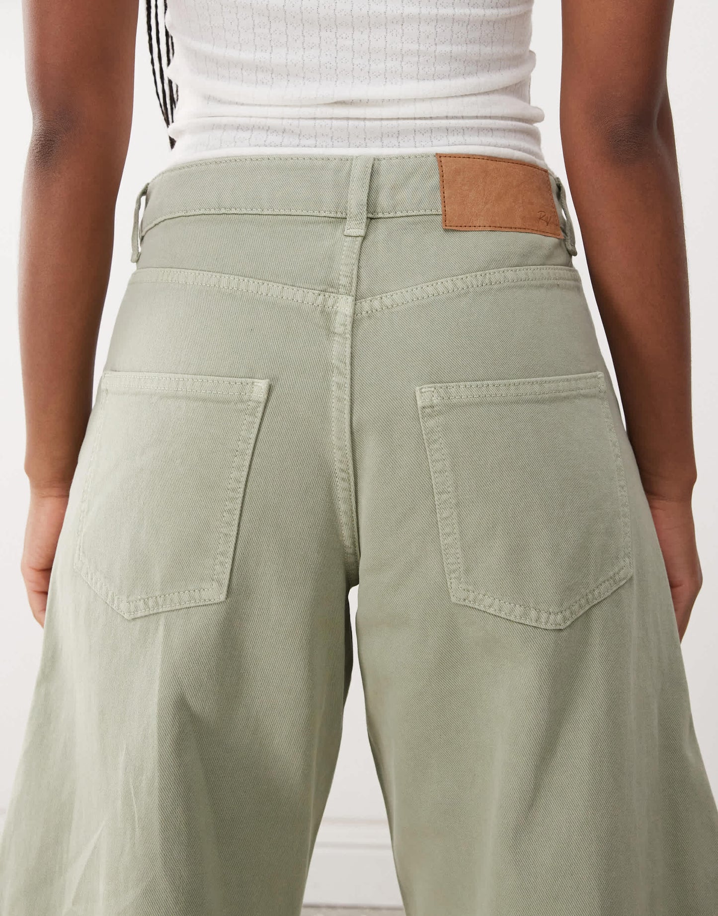 Reclaimed Vintage denim barrel jean in pistachio green