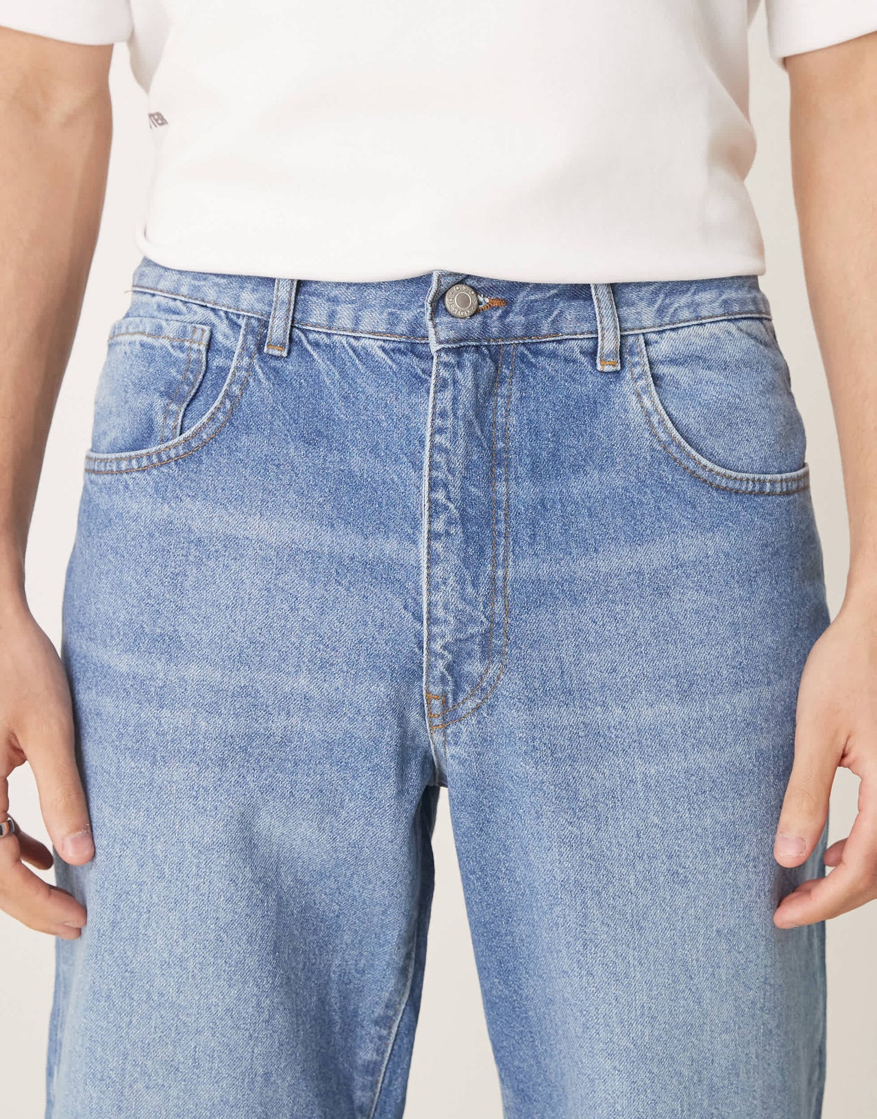 ASOS DESIGN straight leg jeans light wash blue