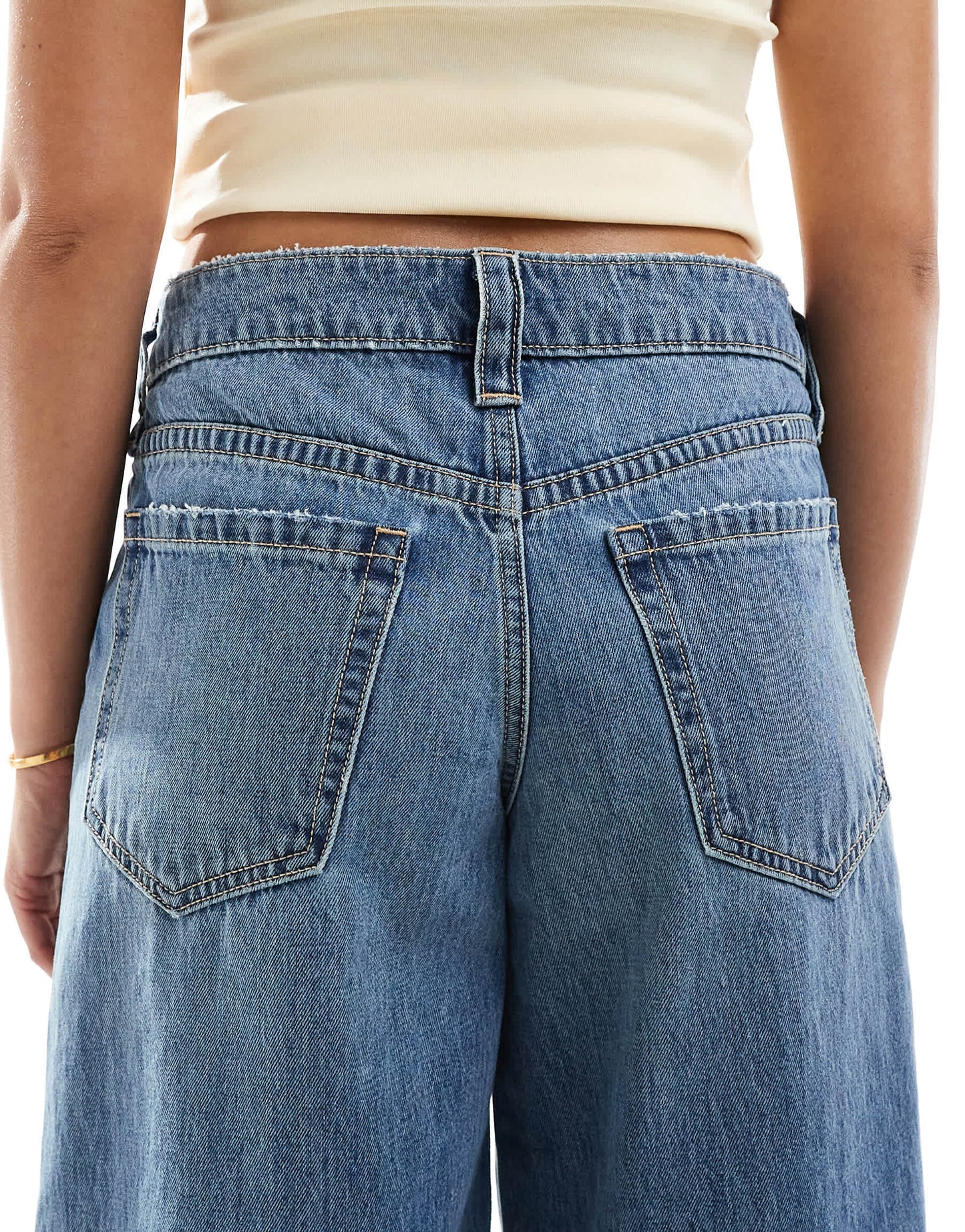 Hollister low rise curvysuper baggy jeans in medium wash