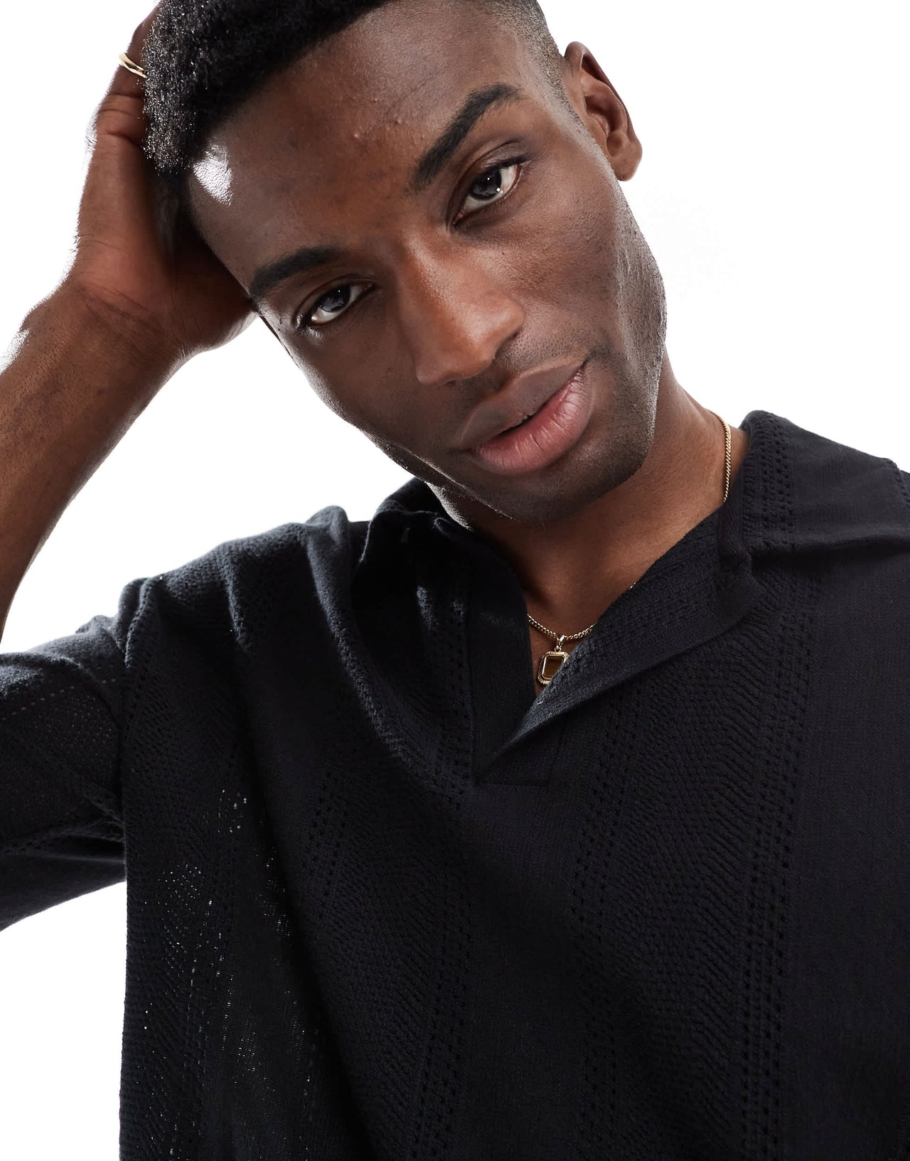 Pull&Bear knitted self stripe polo in black