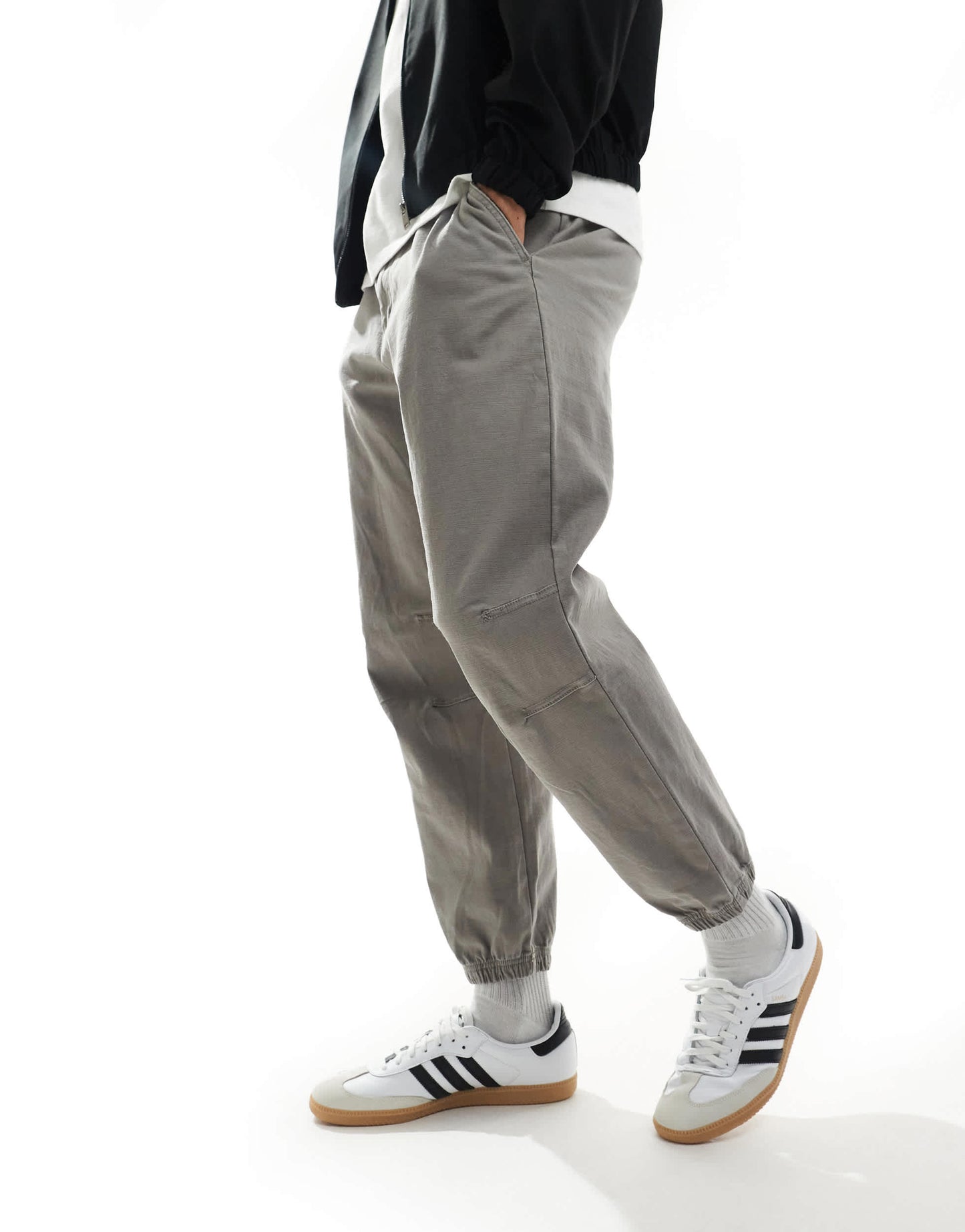 Pull&Bear cuffed baggy trousers in grey