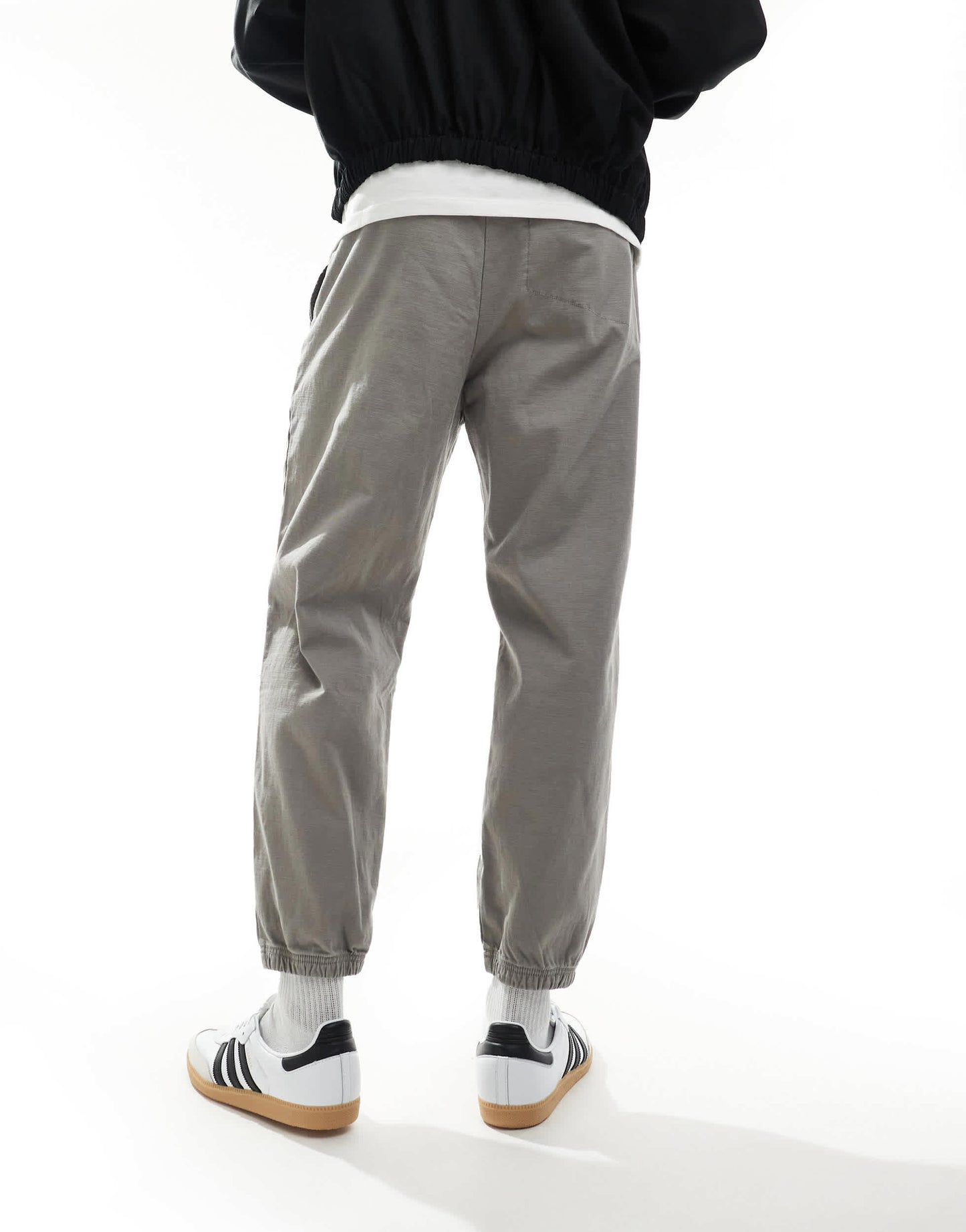 Pull&Bear cuffed baggy trousers in grey