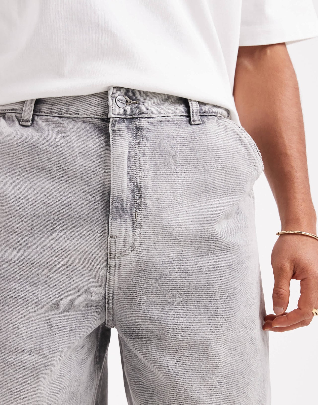 Pull&Bear super baggy denim short in grey