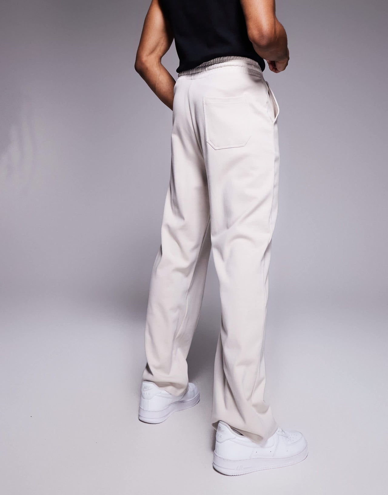Bershka wide leg jogger in stone