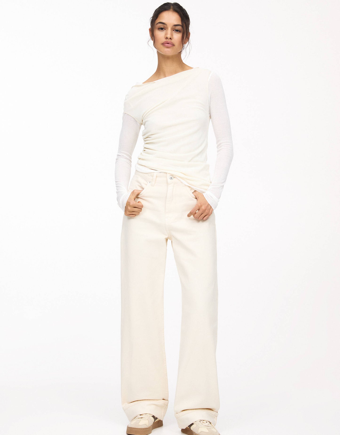 Pull&Bear  turn up hem mid rise baggy jeans in ecru
