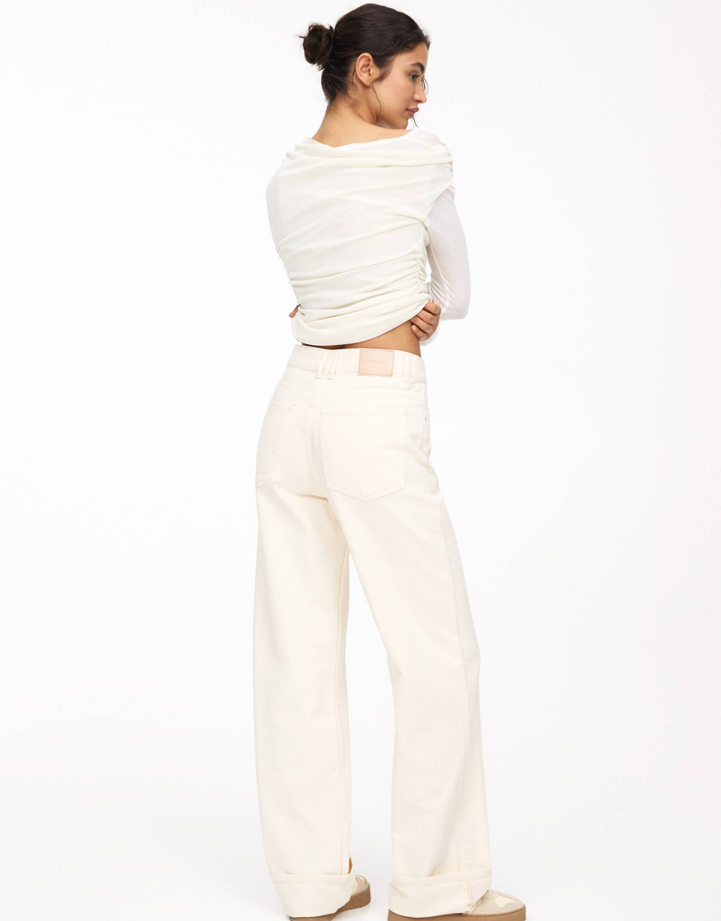Pull&Bear  turn up hem mid rise baggy jeans in ecru