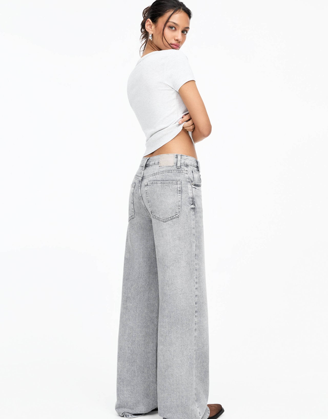 Pull&Bear crossover waist mid rise wide leg jean in grey