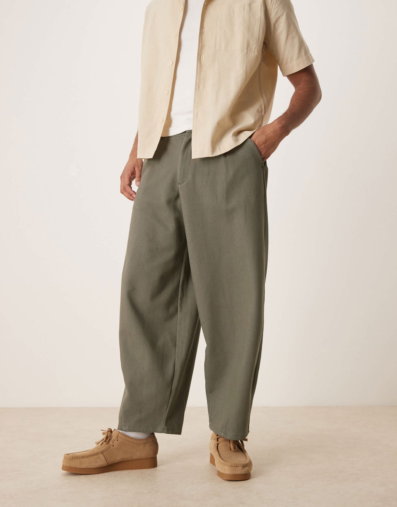 ASOS DESIGN barrel leg twill trousers in khaki