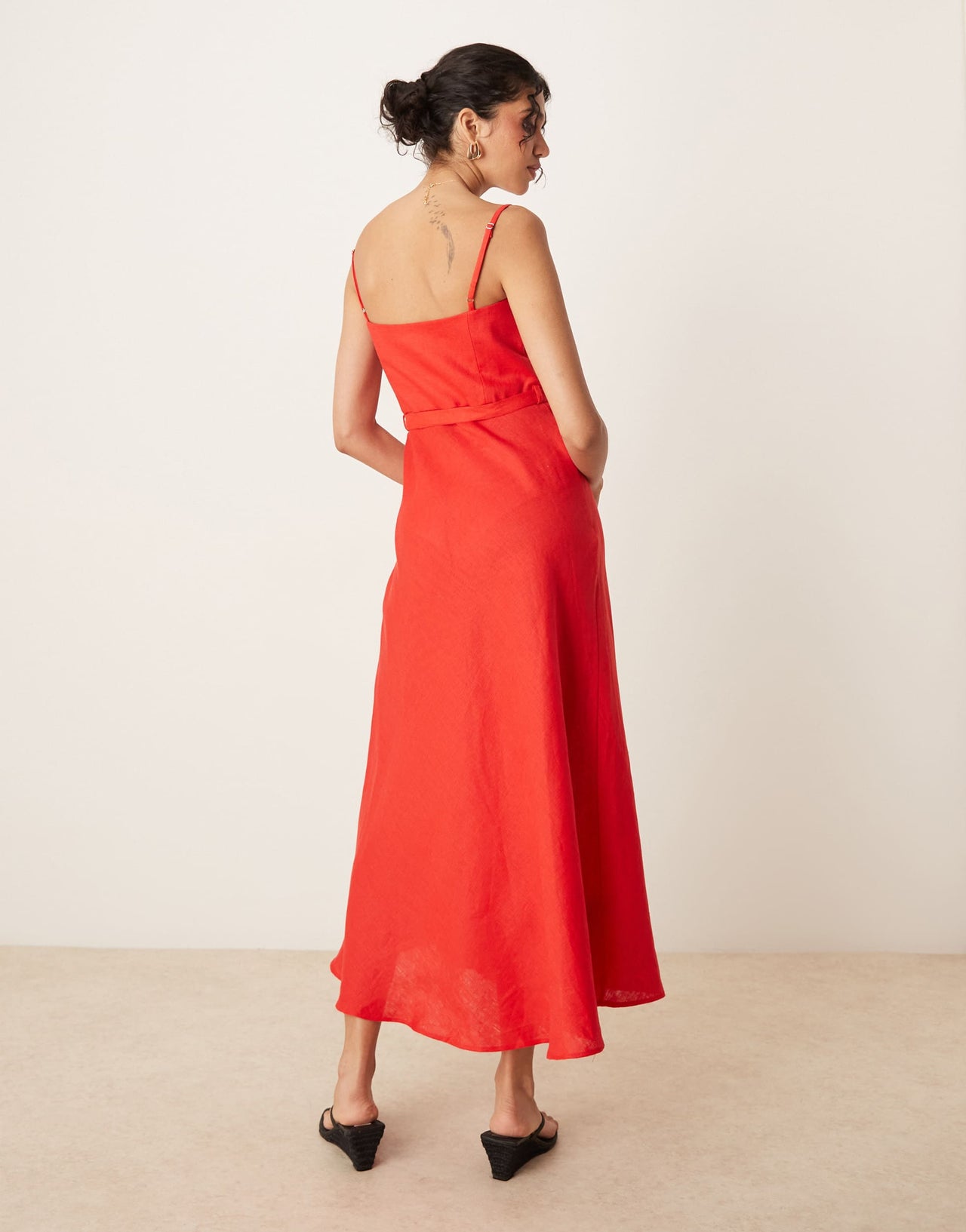 Mango 100% linen square neck midi dress with belt detail in red