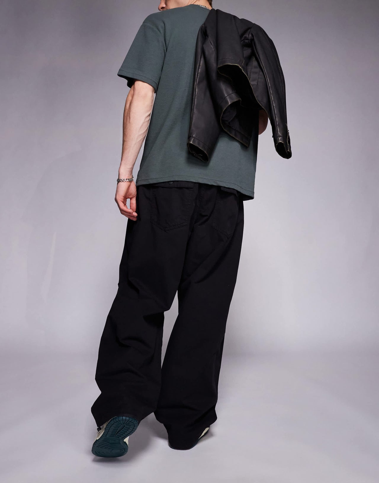 Bershka parachute baggy trouser in black