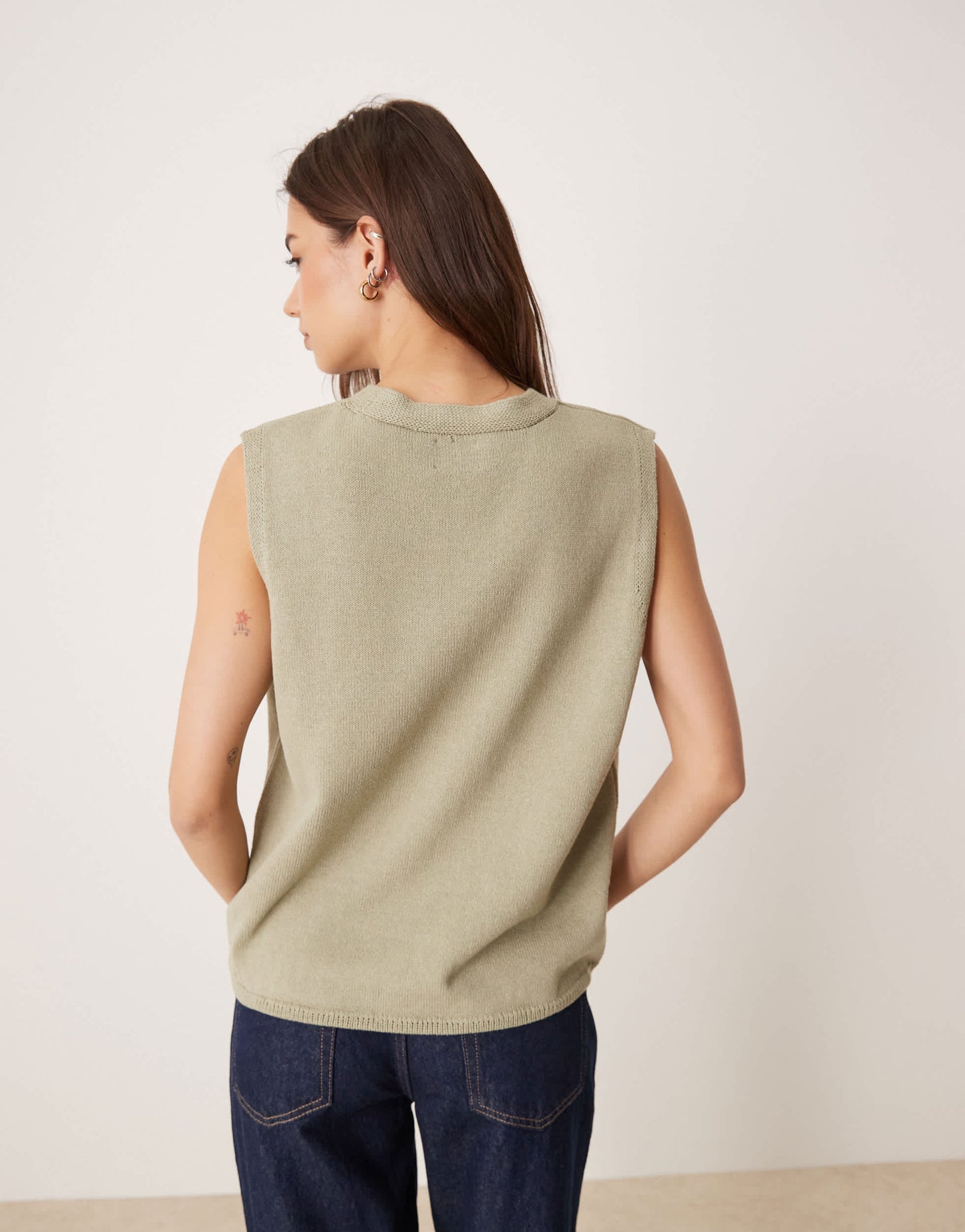 ASOS DESIGN clean knitted relaxed fit waistcoat in khaki