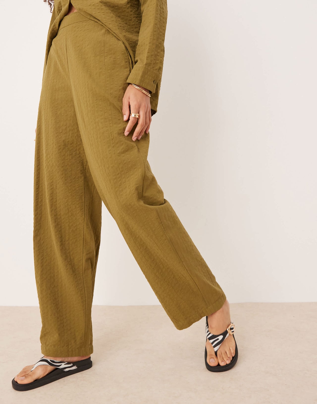 ASOS DESIGN seersucker relaxed pull on stripe trousers co-ord in olive
