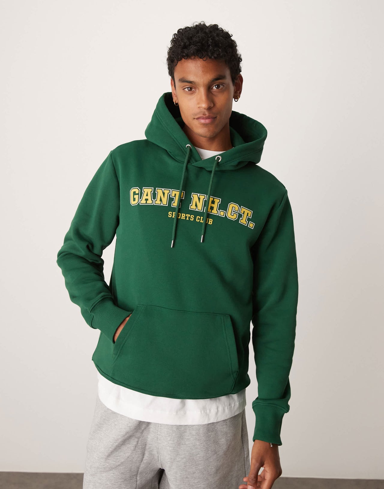 GANT collegiate logo hoodie in green
