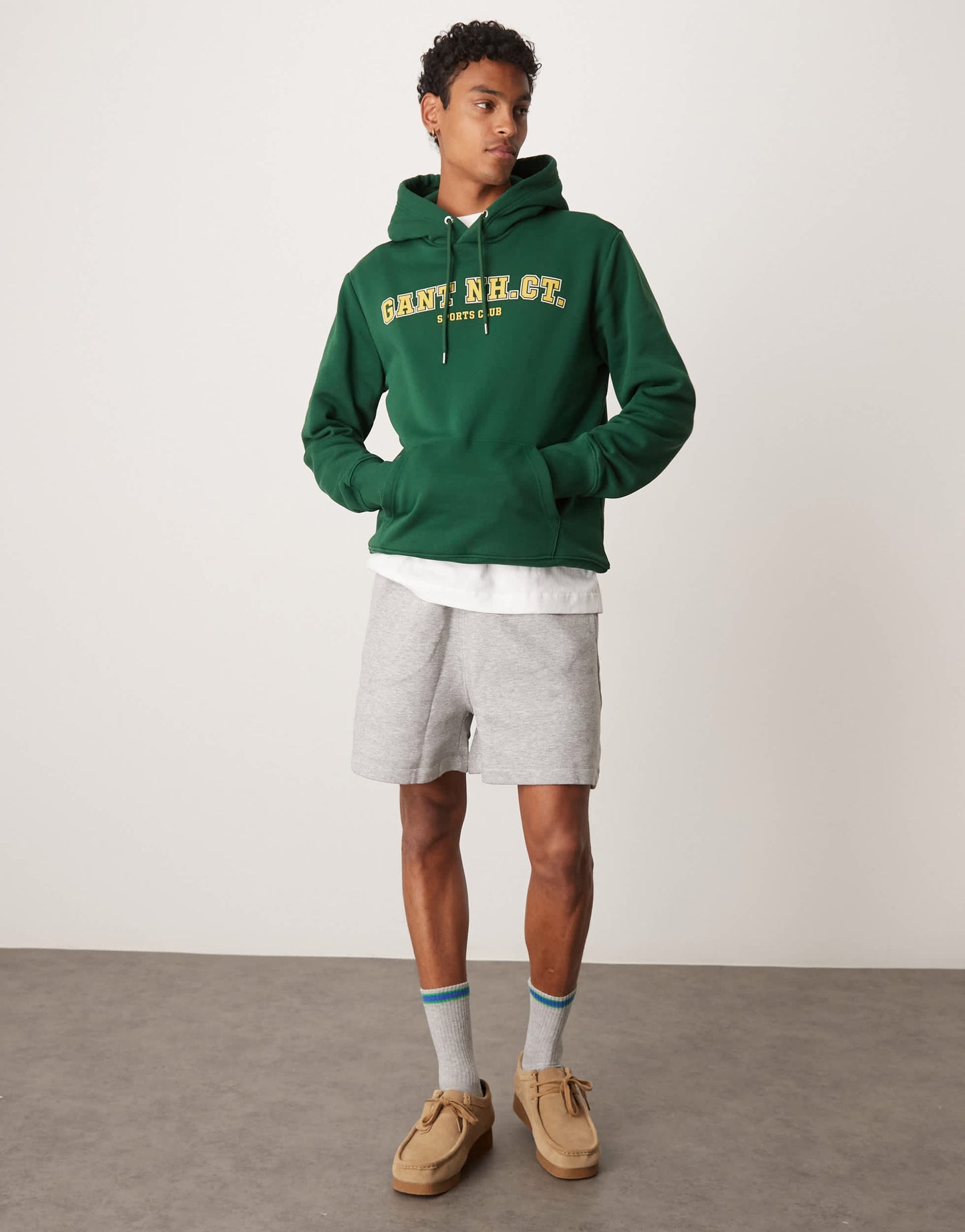 GANT collegiate logo hoodie in green