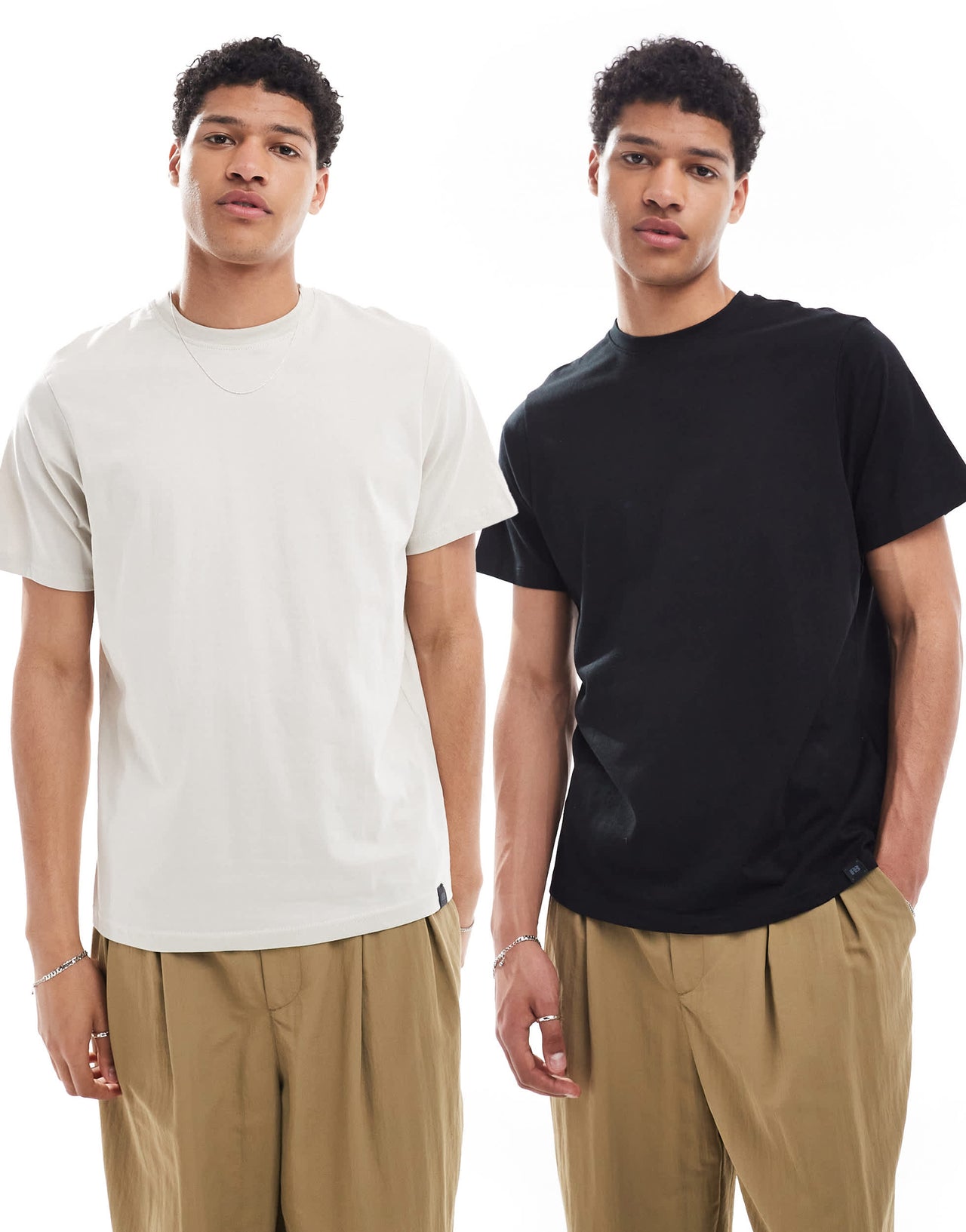 Pull&Bear 2 pack t-shirt in black and beige