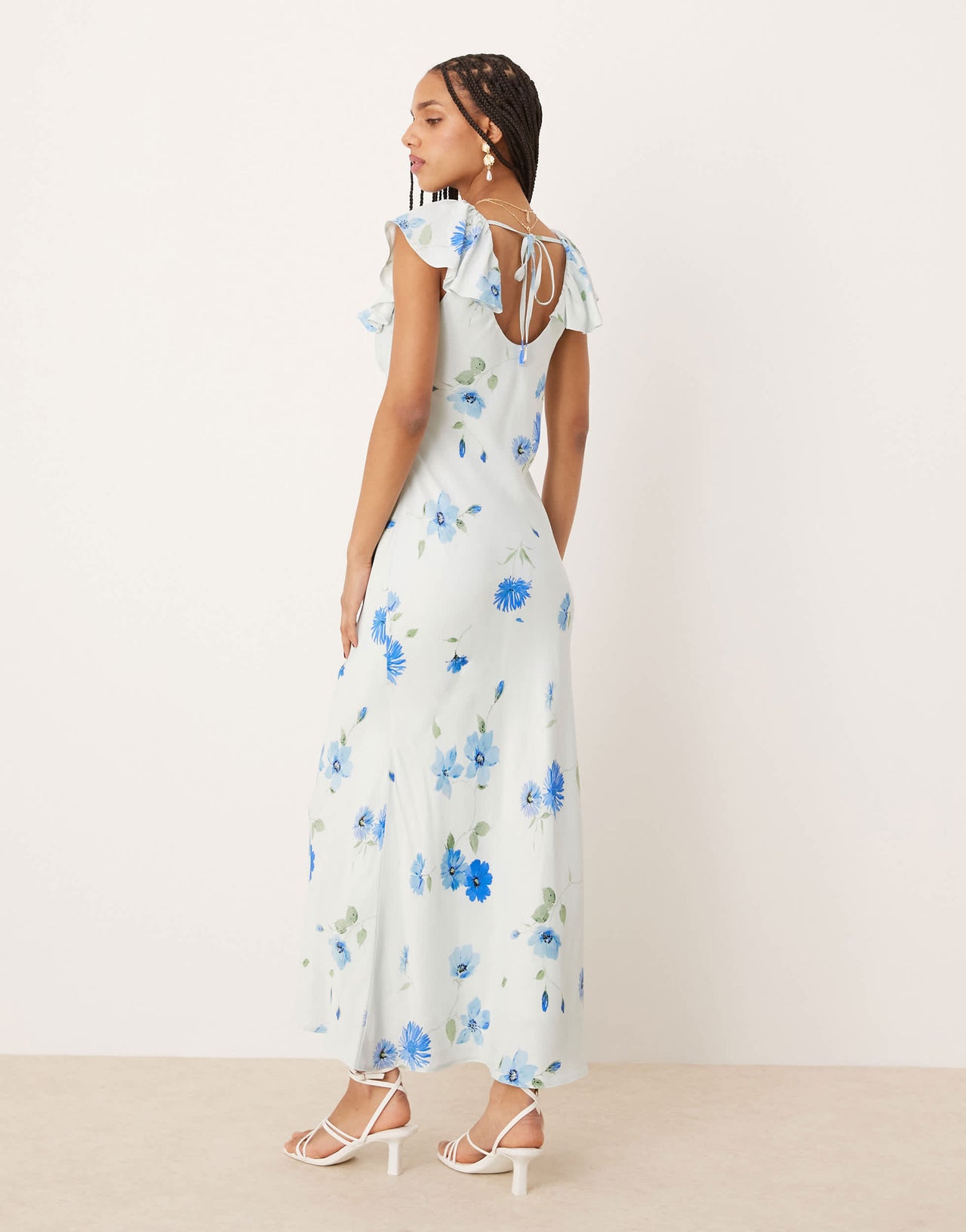 Nobody's Child Abelia ruffle shoulder midi dress in blue floral