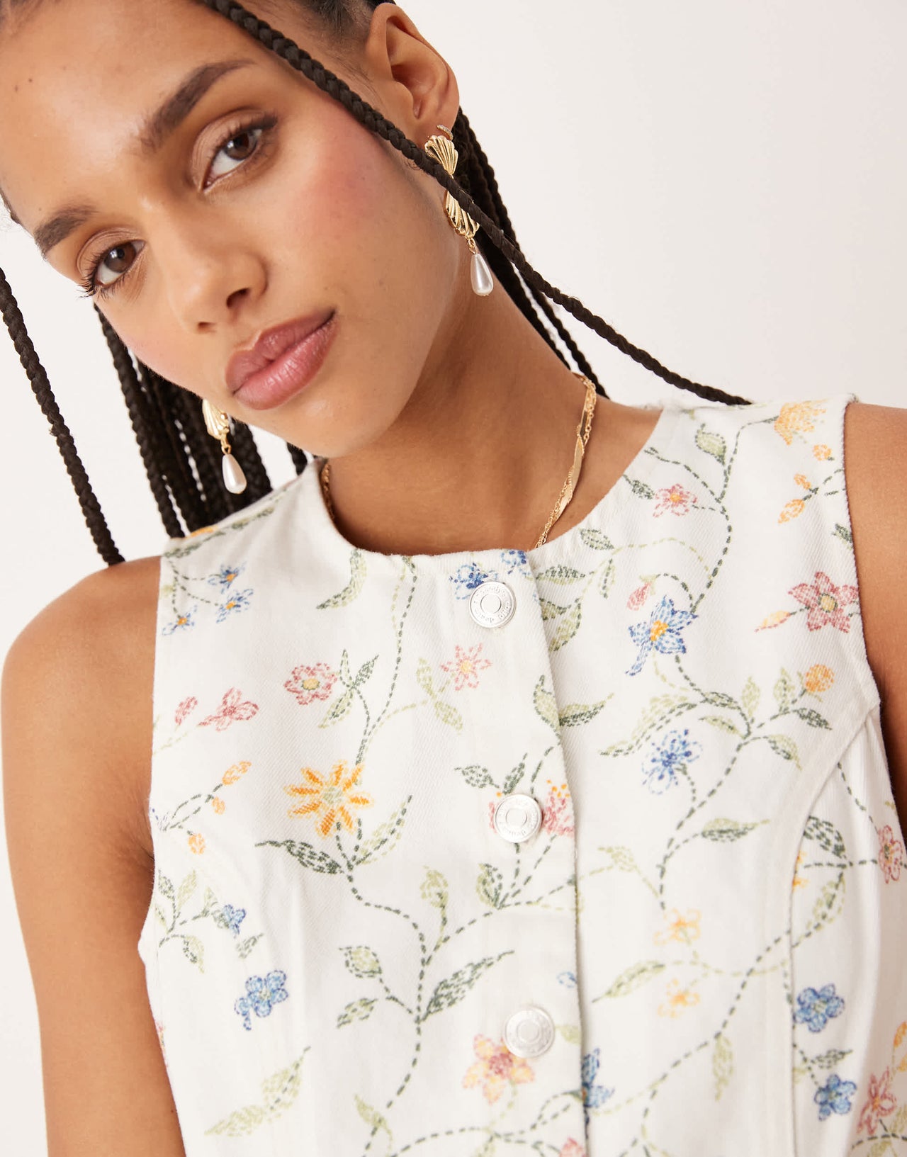 Nobody's Child Ned denim mini pinafore dress in white floral