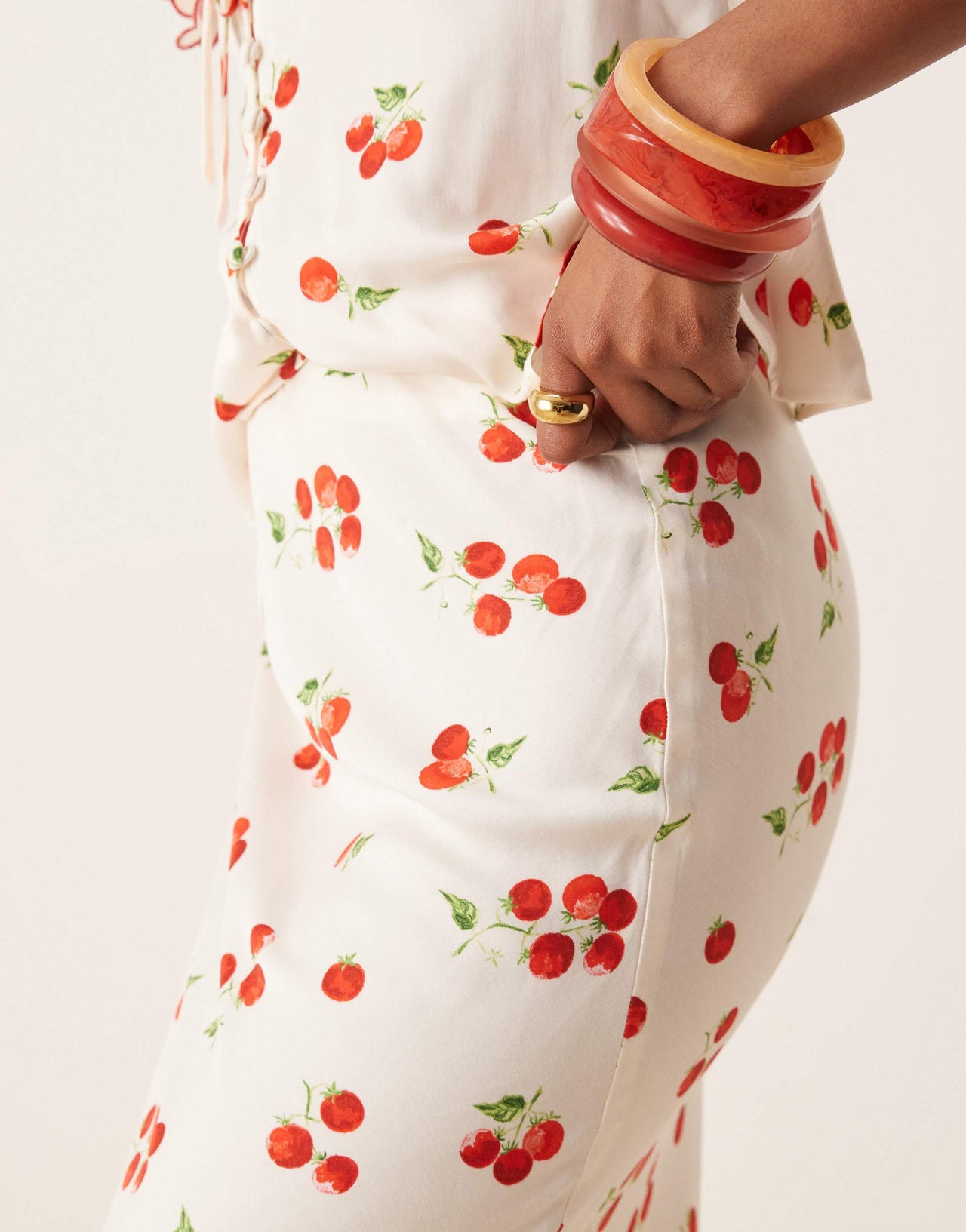 Nobody's Child Milo midaxi skirt co-ord in white tomato print