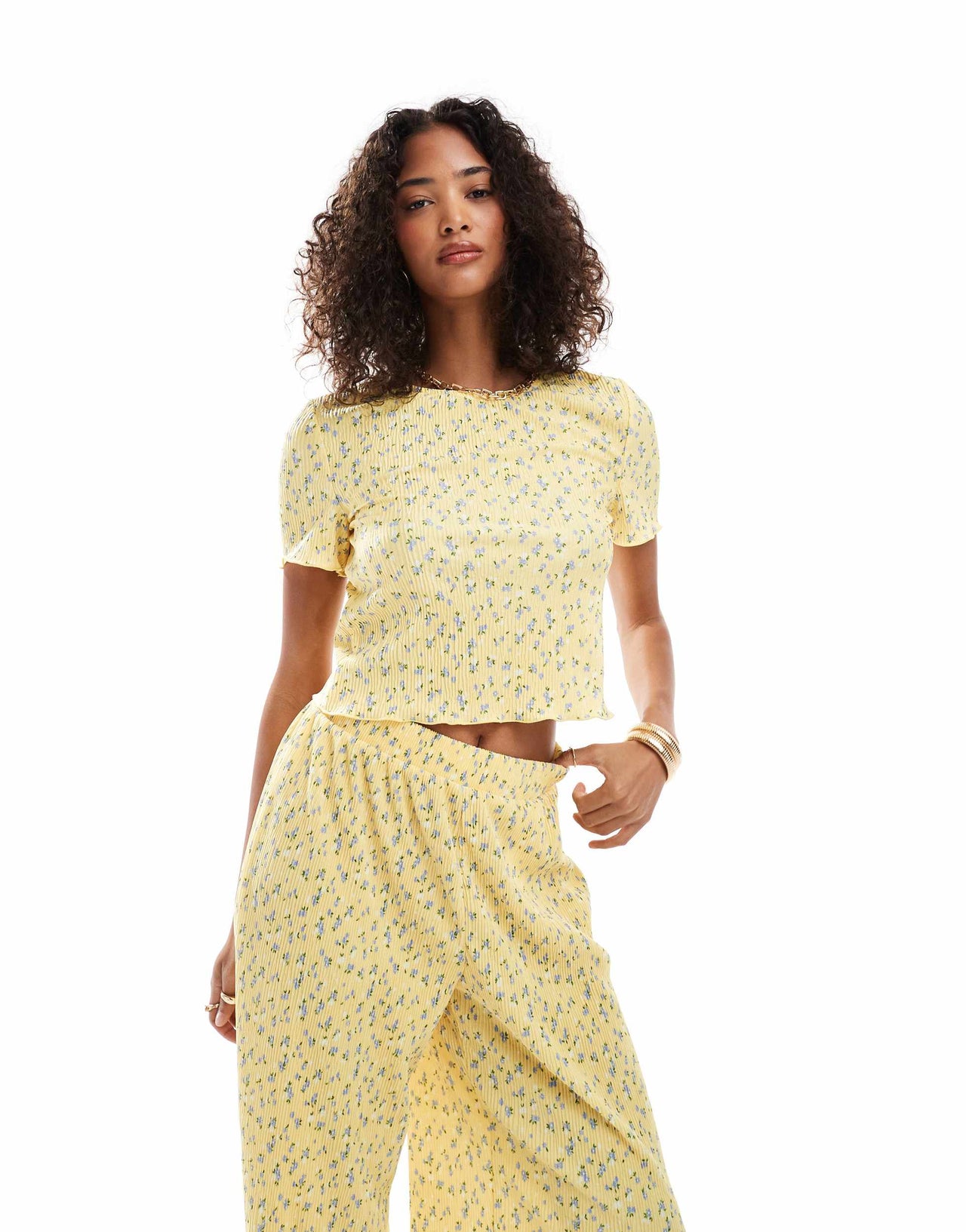 Pieces mini plisse baby tee co-ord in ditsy yellow flower print