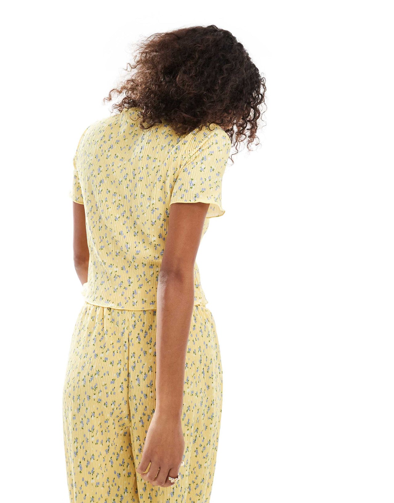 Pieces mini plisse baby tee co-ord in ditsy yellow flower print