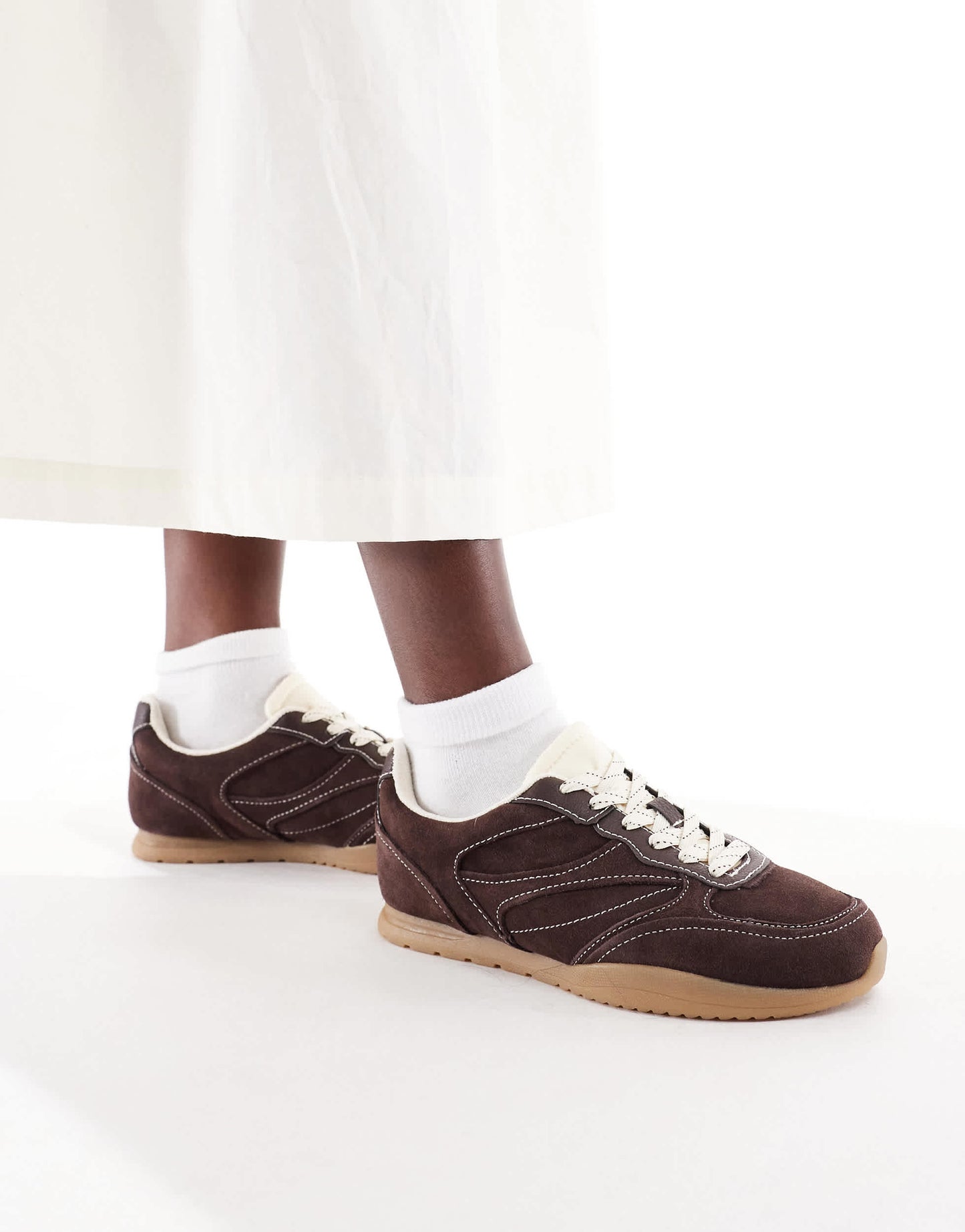 Stradivarius trainer in dark brown leather suede