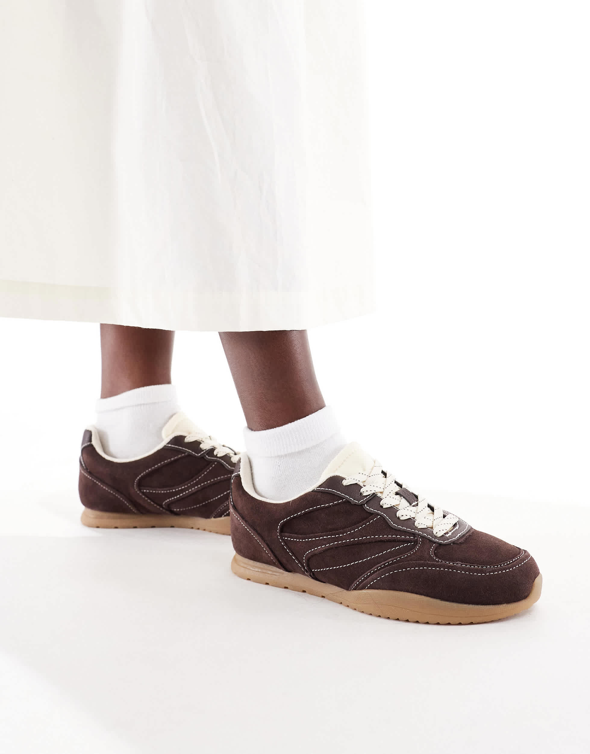 Stradivarius trainer in dark brown leather suede