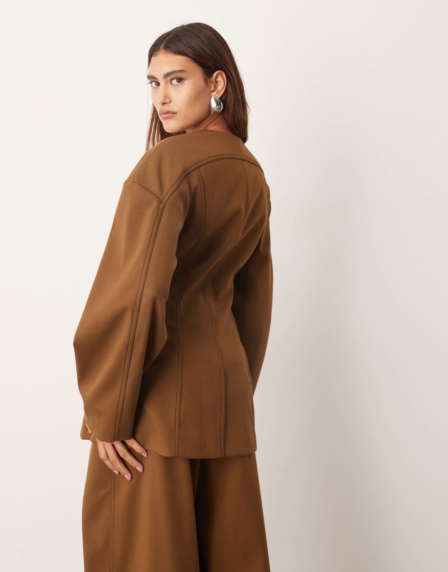 ARRANGE twill sculpted blazer co-ord in brown