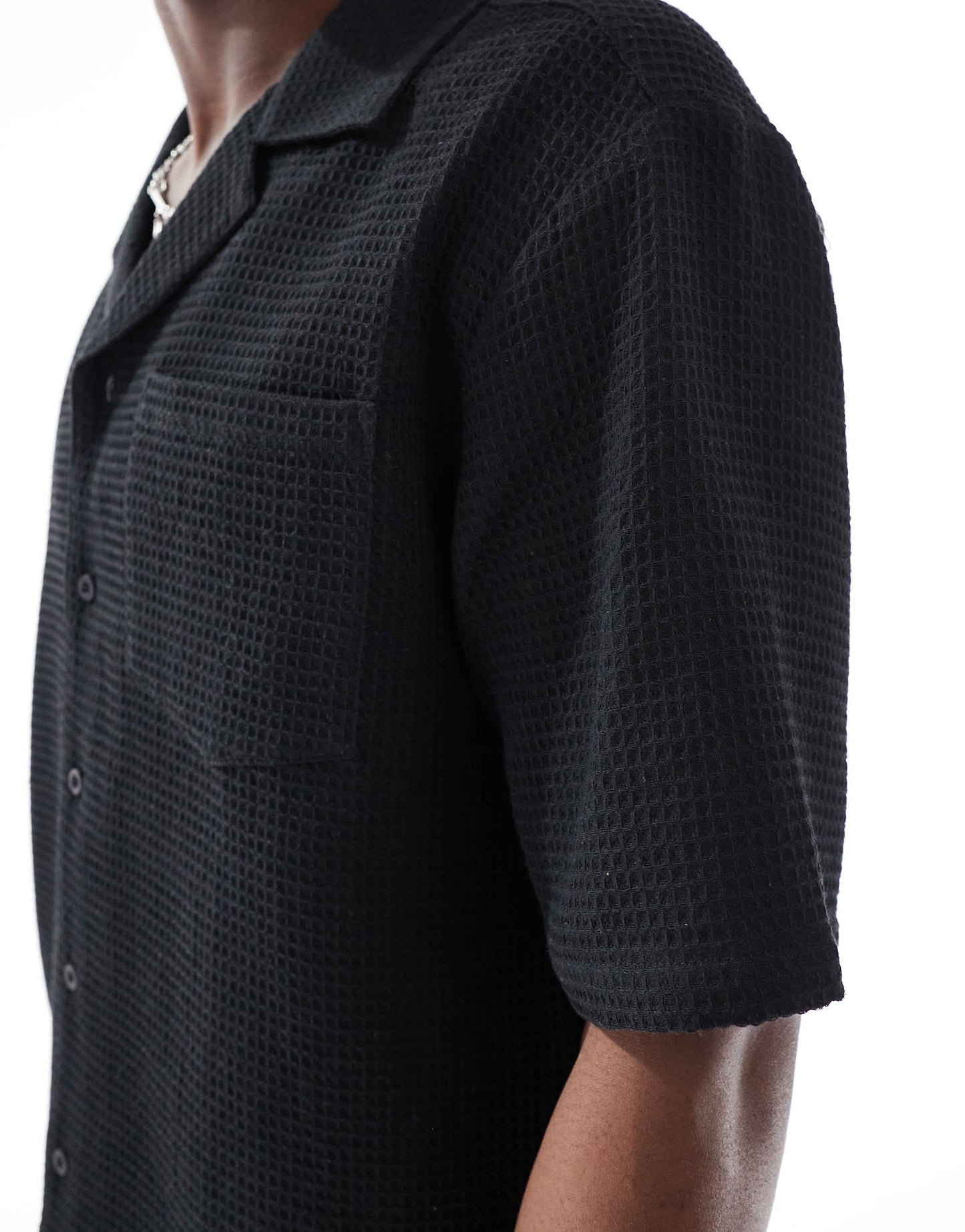 Sol Beach waffle short sleeve beach shirt in black