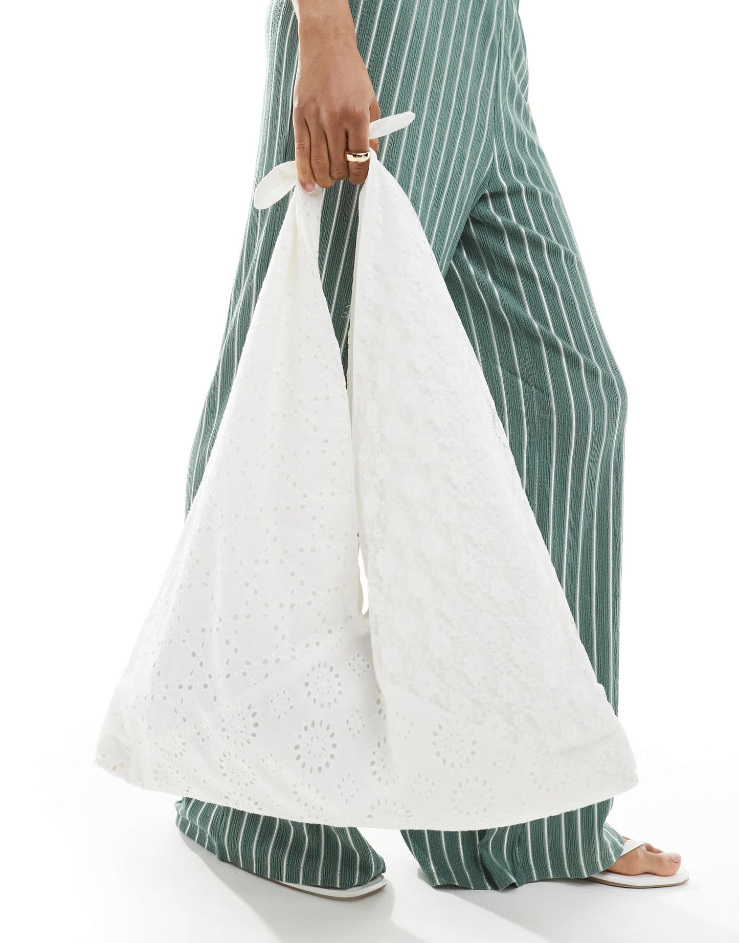 Pull&Bear embroidered tie up detail shopper in white