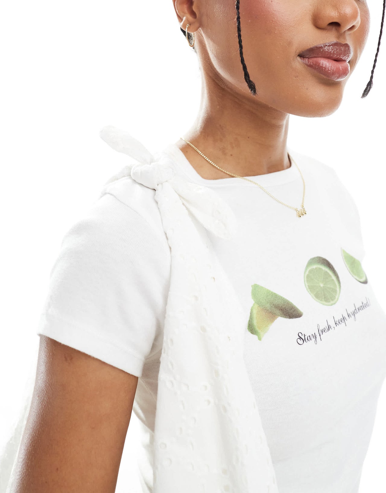Pull&Bear embroidered tie up detail shopper in white