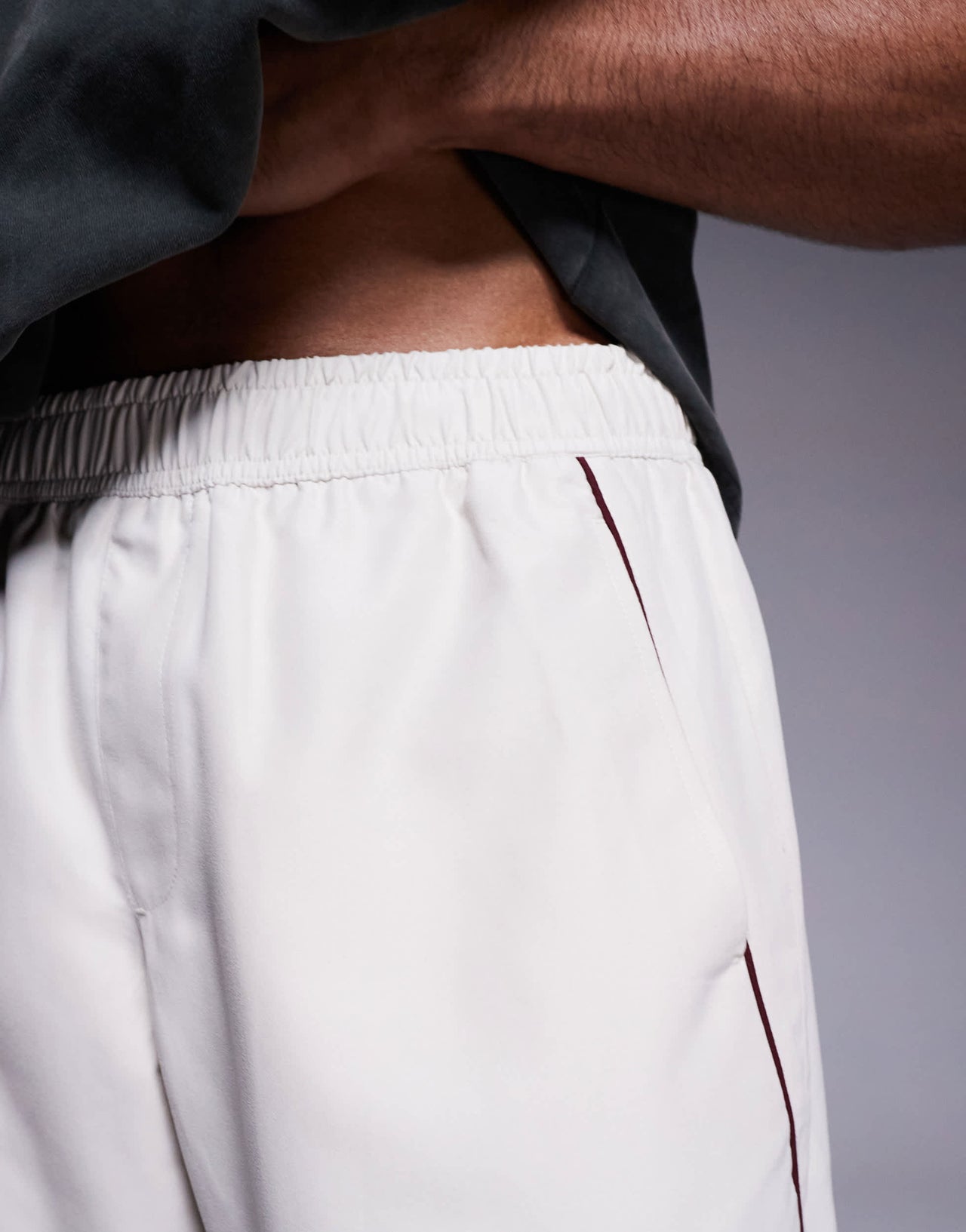 Bershka retro sports short in stone