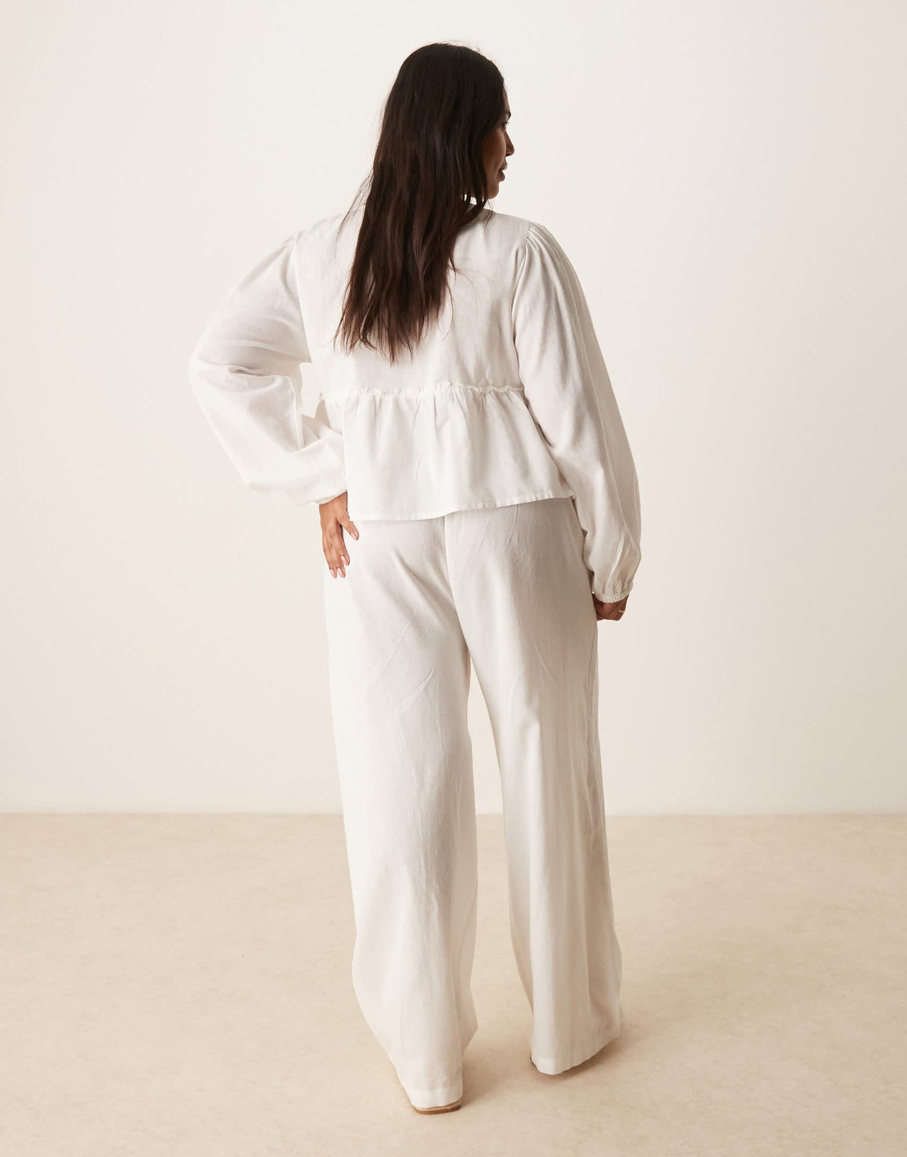 Esmee Curve Exclusive beach trouser co-ord in white