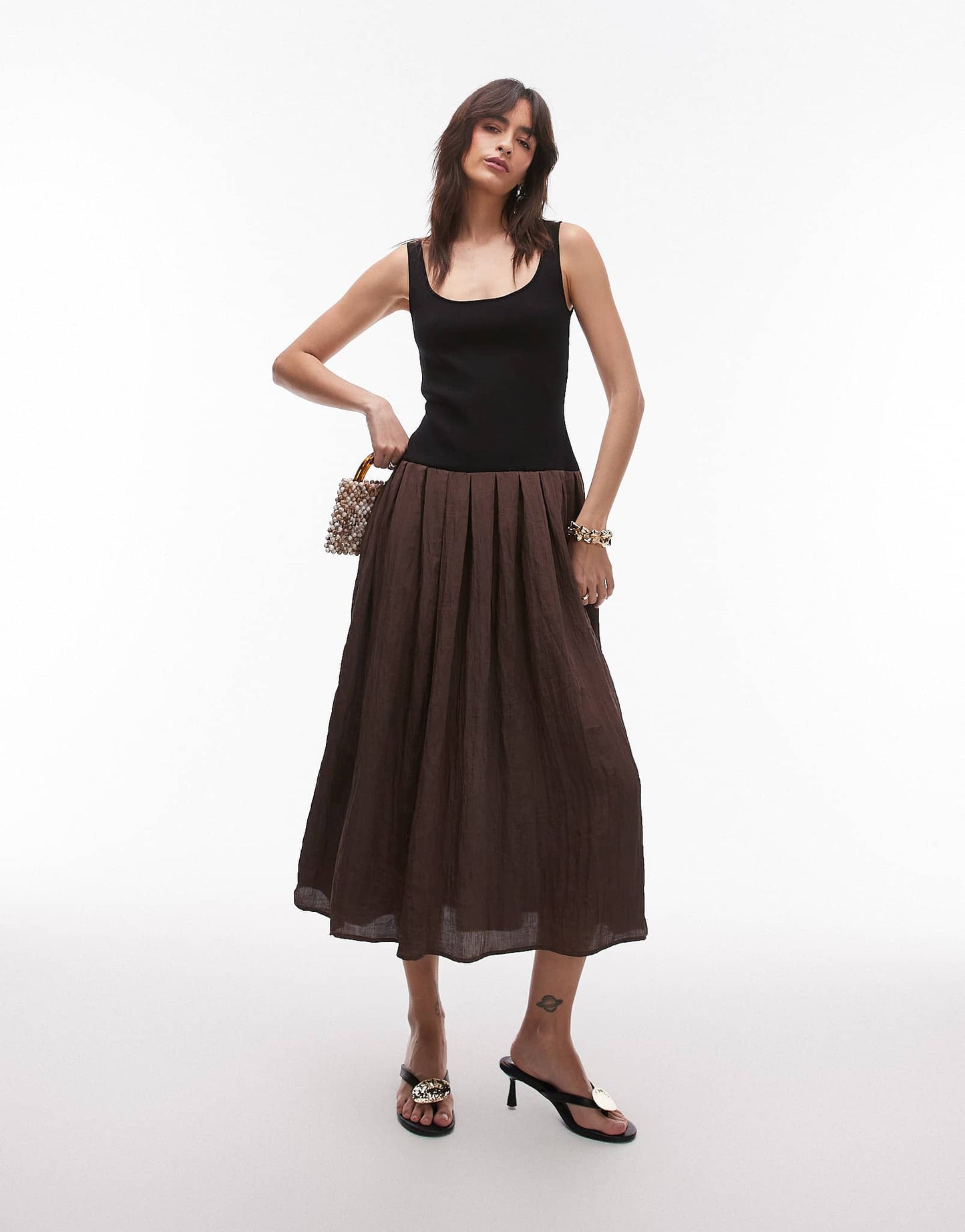 Mango contrast drop waist pleated dress in dark brown